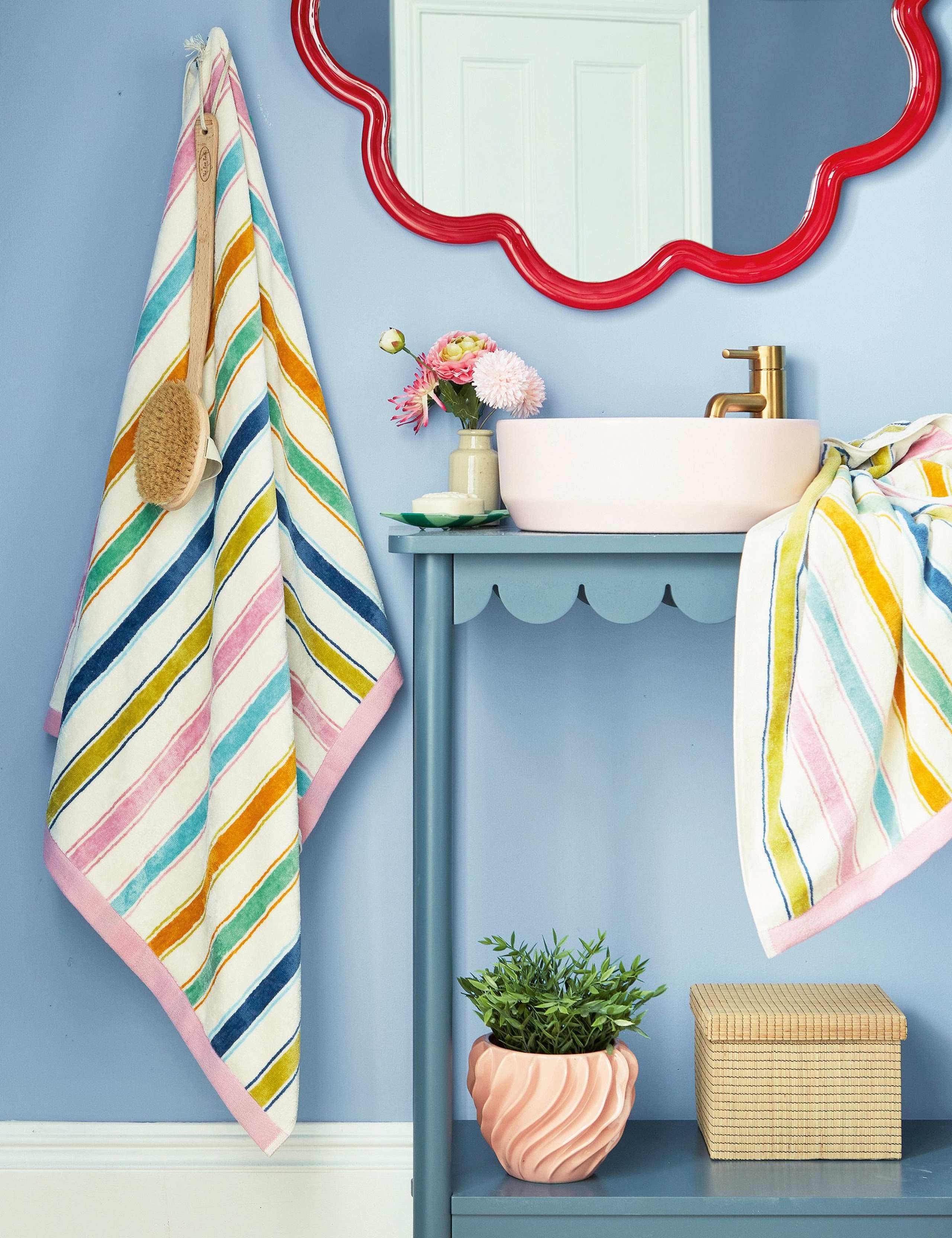 Pure Cotton Barrow Stripe Towel 1 of 3