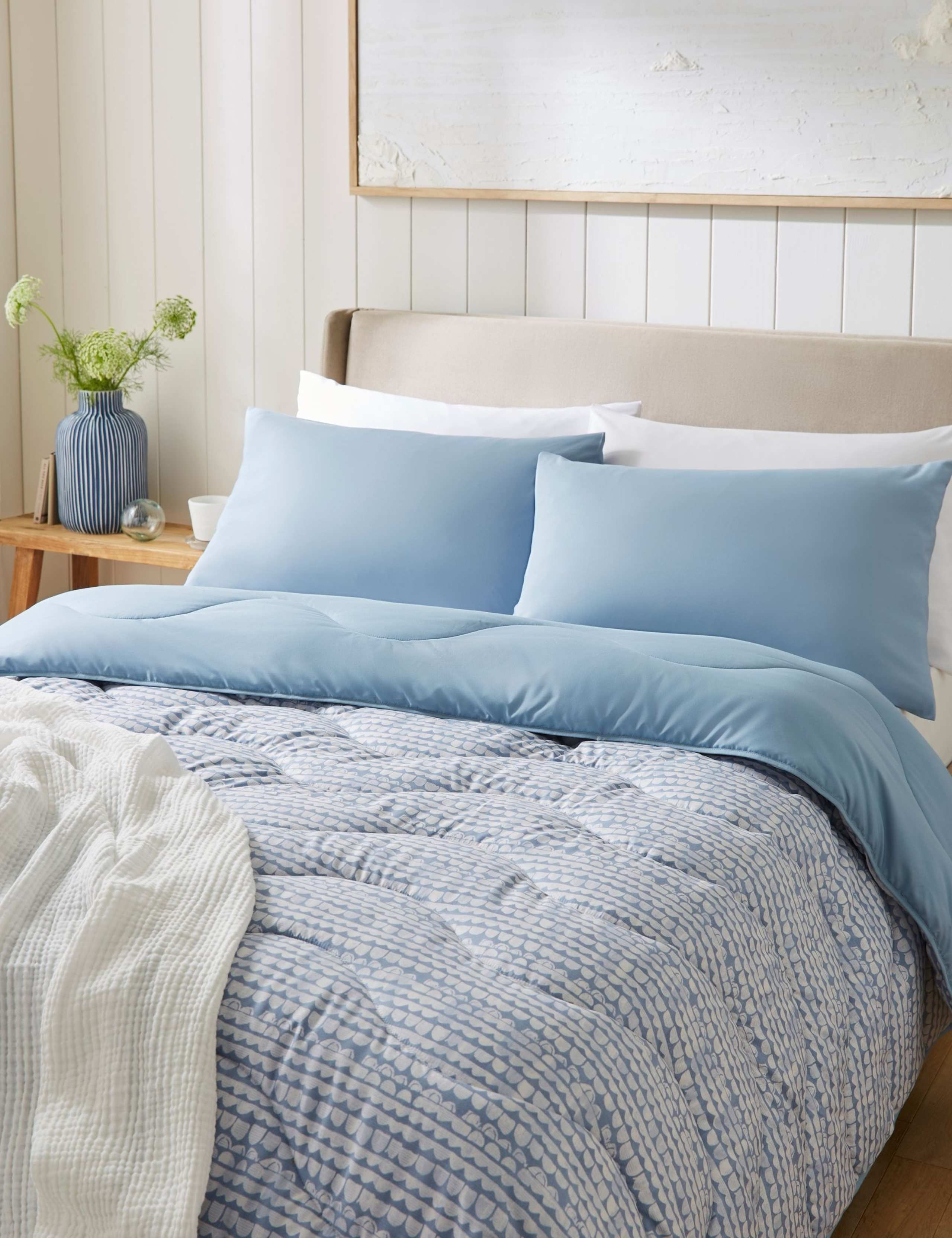 Coastal Calm Coverless Duvet & Pillowcase 2 of 7