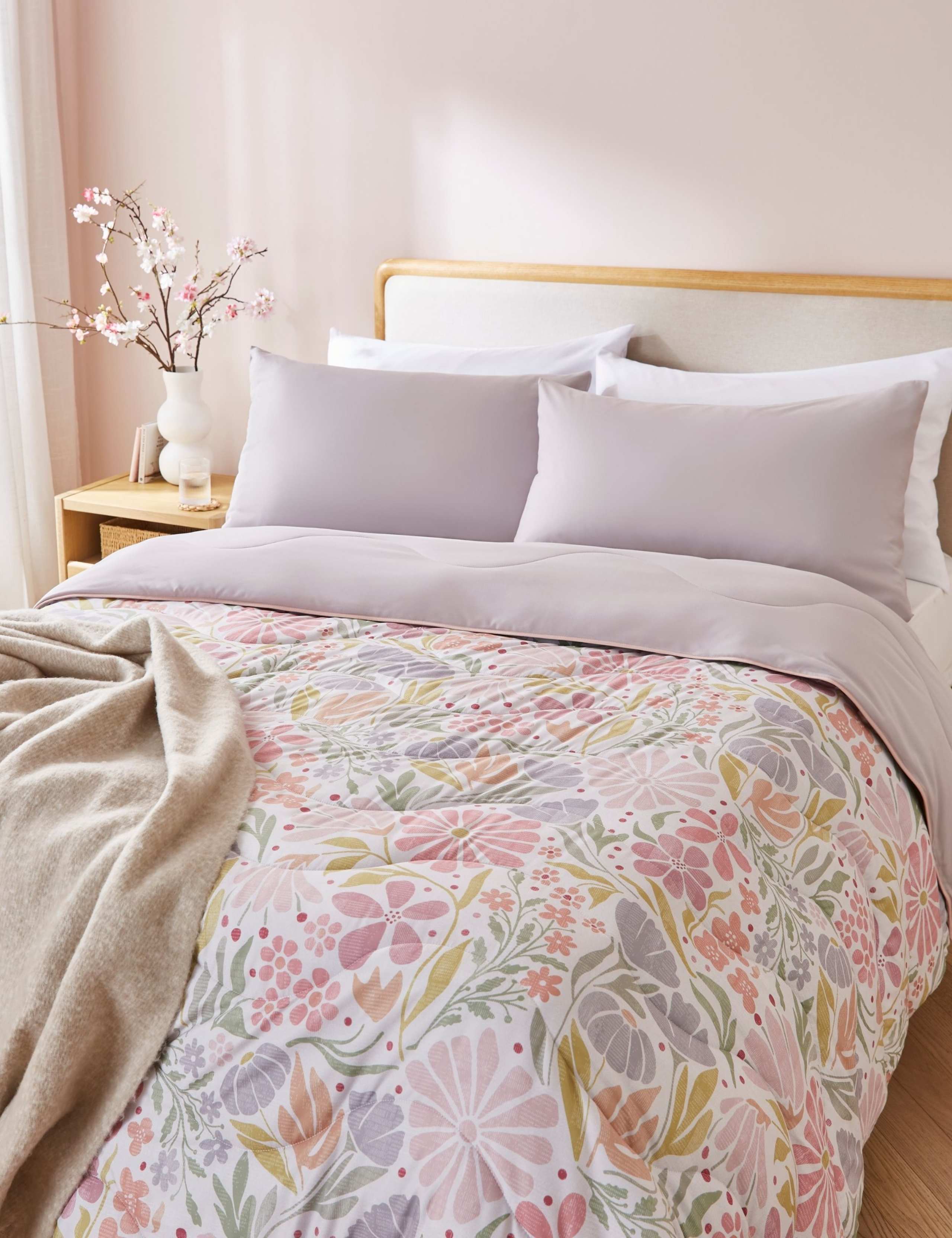 Wildflower Coverless Duvet & Pillowcase 2 of 7