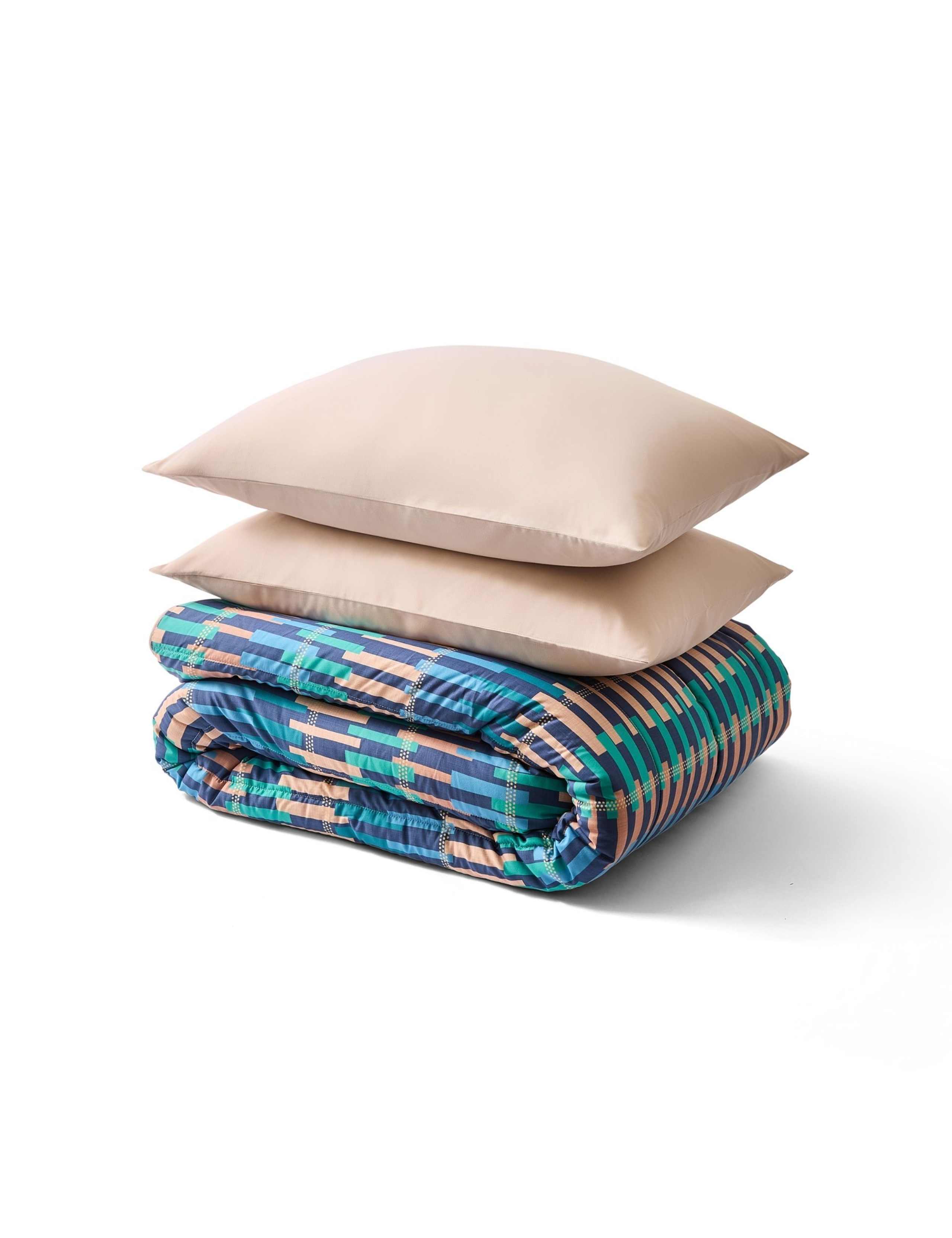 Striped 10.5 Tog Coverless Duvet & Pillowcases 4 of 7