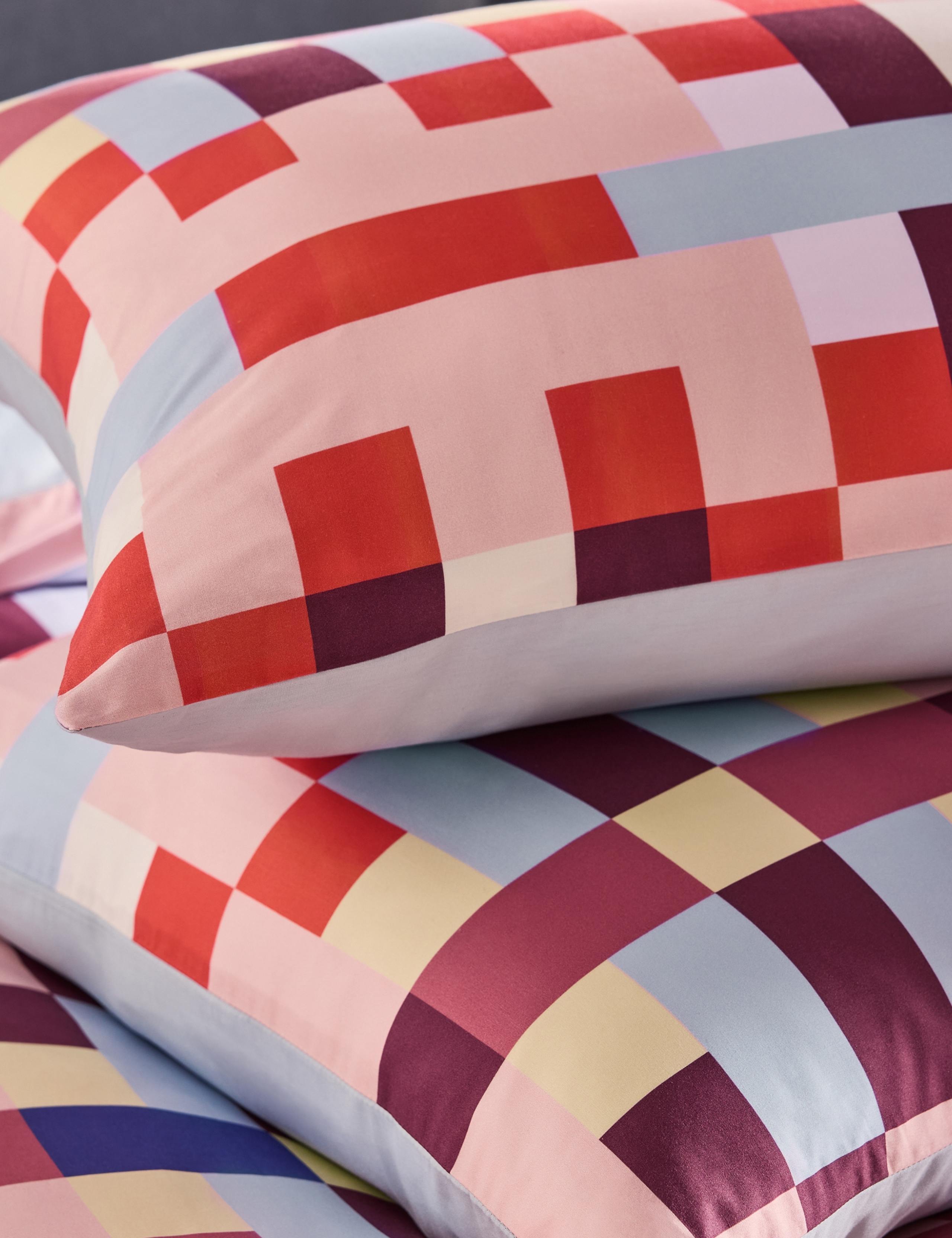 Pure Cotton Carys Bedding Set 3 of 3