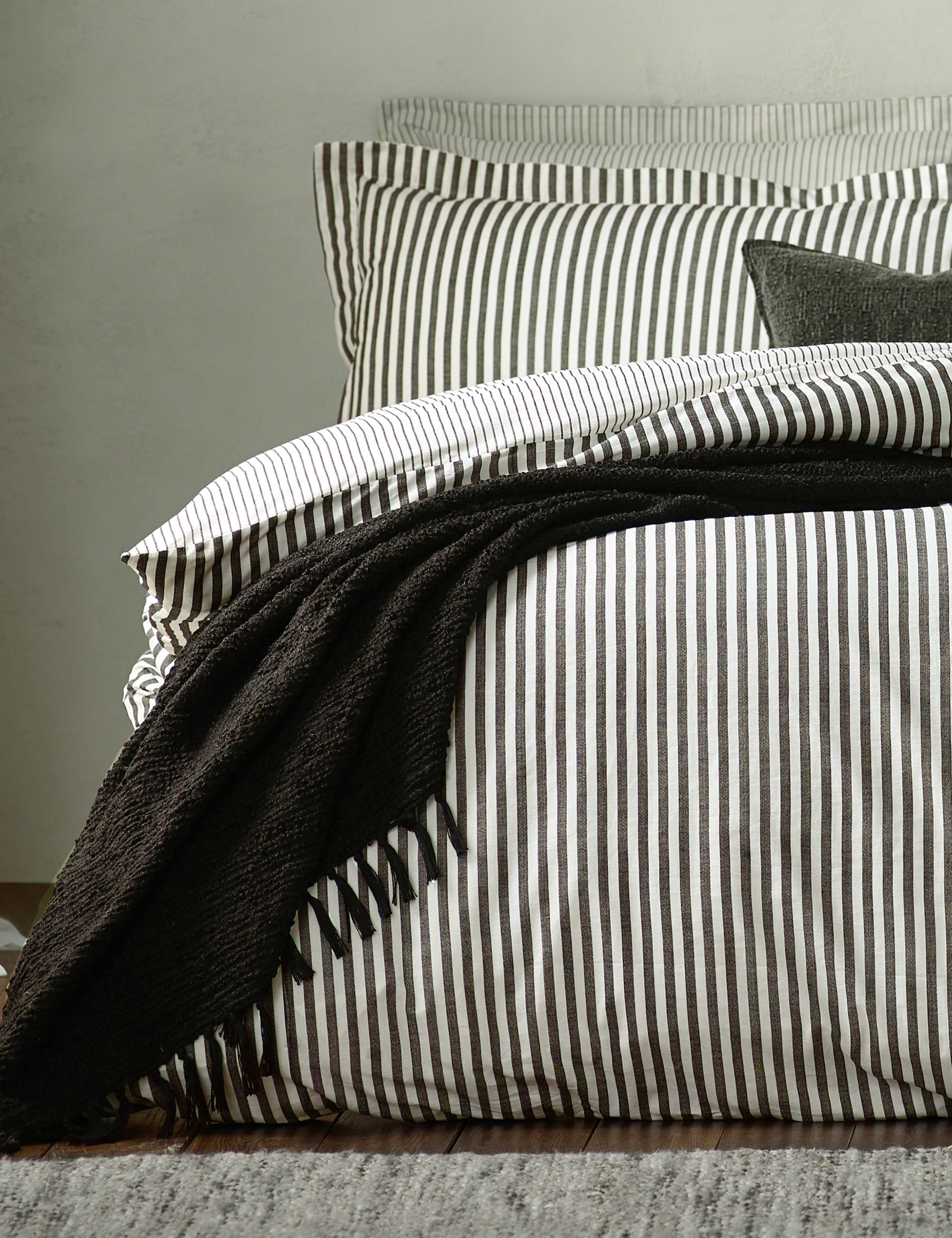 Pure Cotton Hebden Stripe Bedding Set 2 of 4