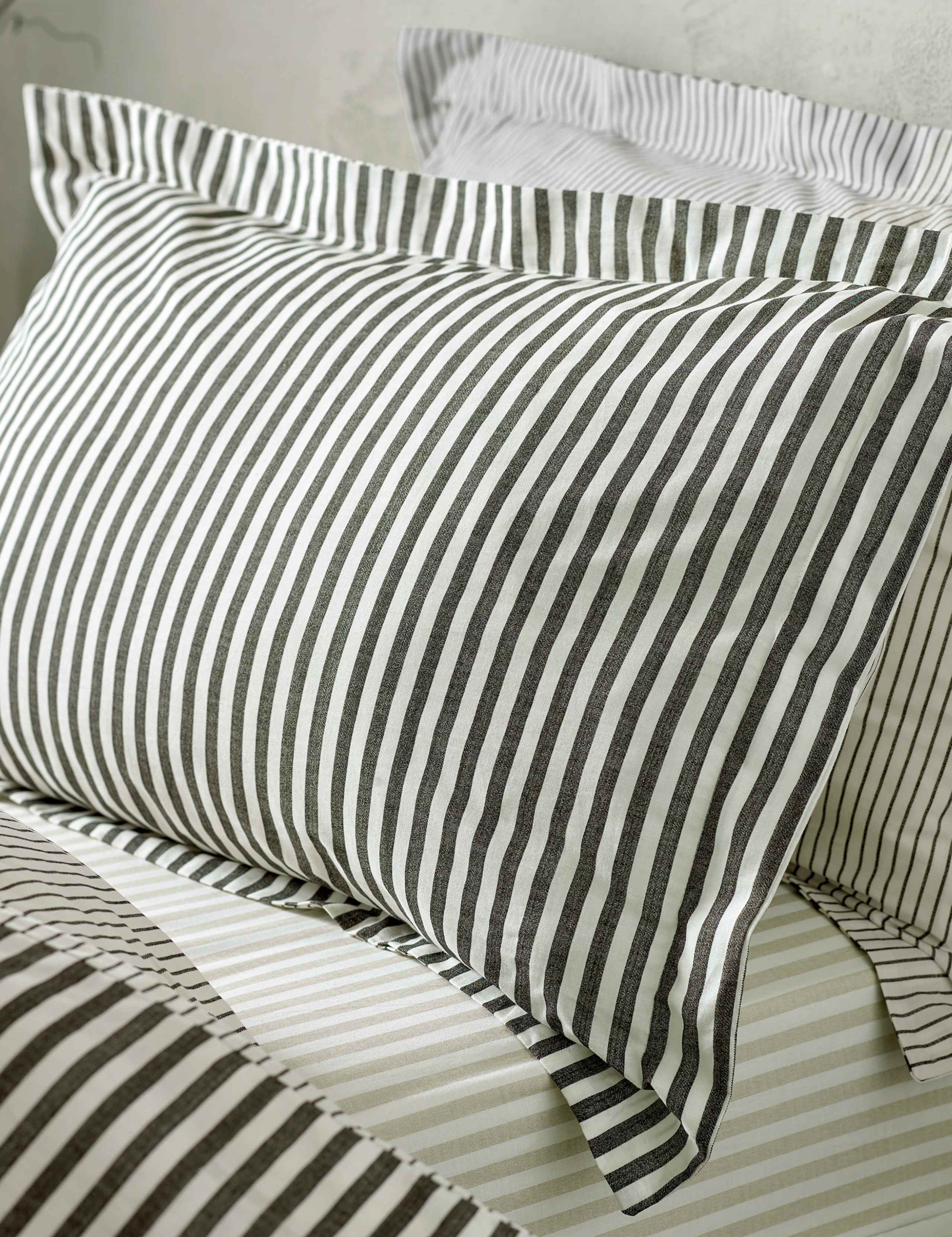 Pure Cotton Hebden Stripe Bedding Set 4 of 4