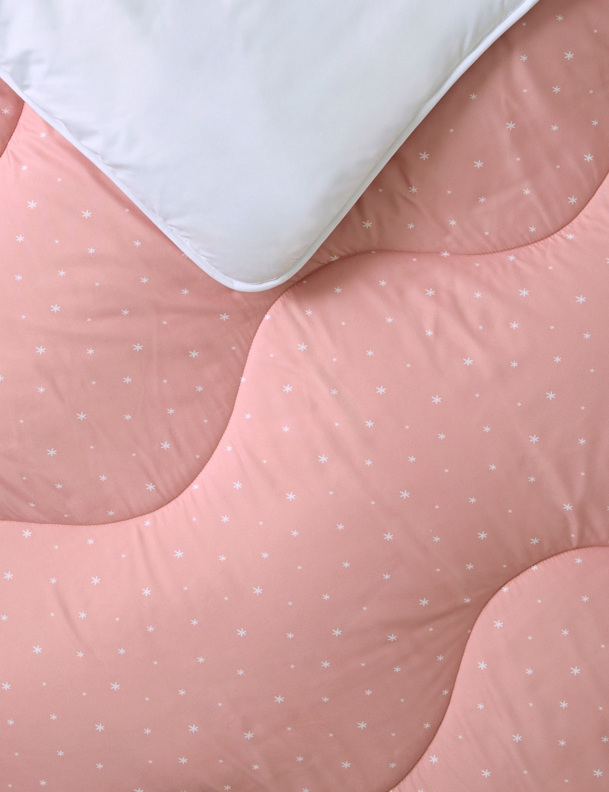 Star 4.5 Tog Coverless Duvet Set 6 of 9