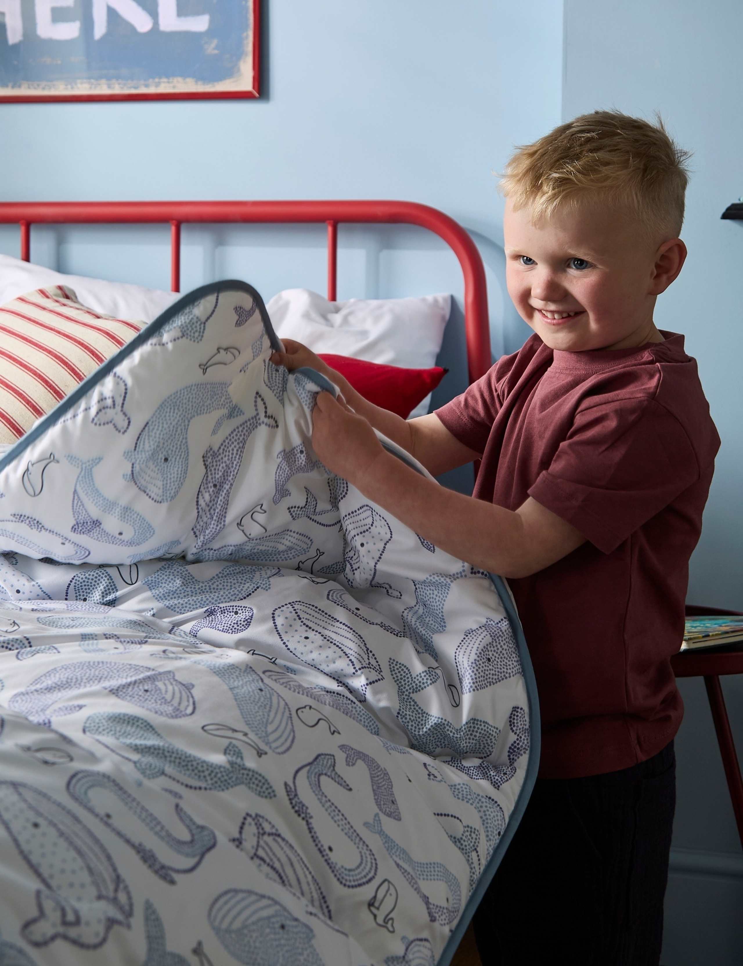Blue Whale 10.5 Tog Coverless Duvet Set 4 of 10