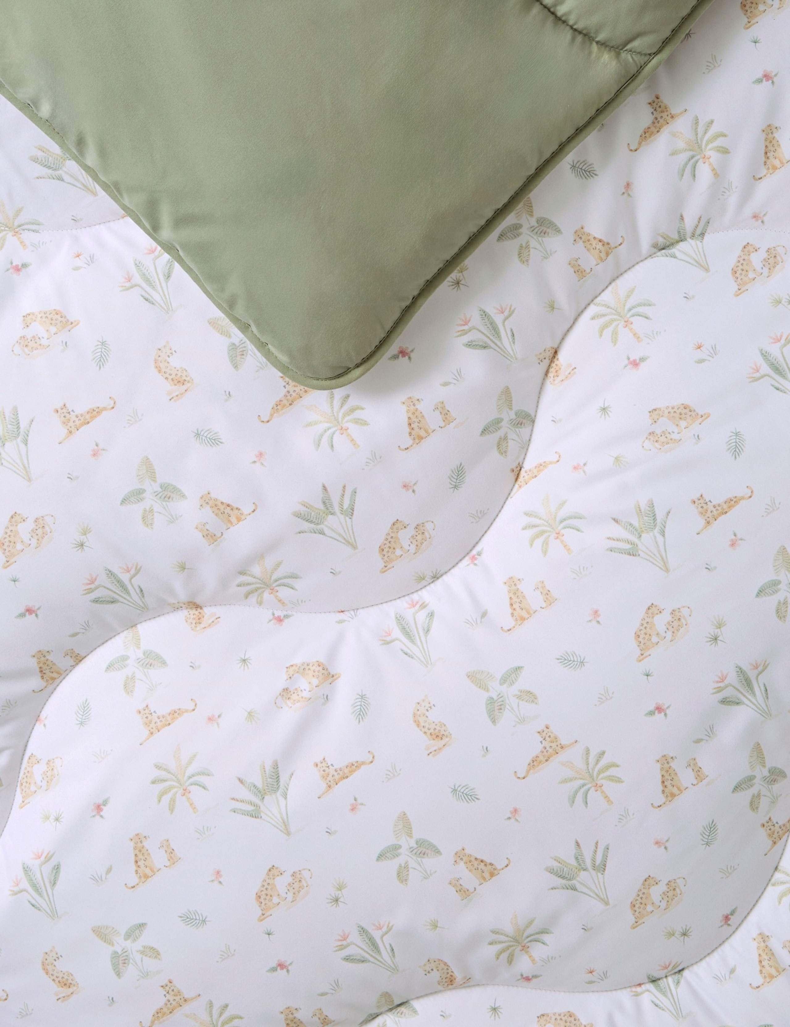 Leopard 10.5 Tog Coverless Duvet Set 6 of 8