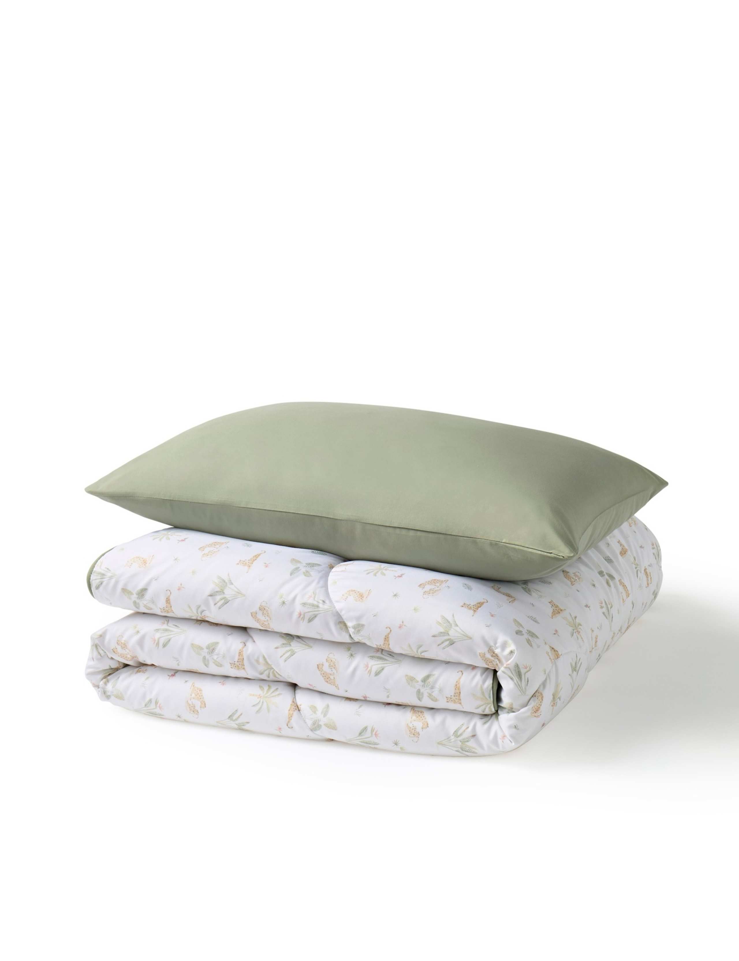 Leopard 10.5 Tog Coverless Duvet Set 7 of 8