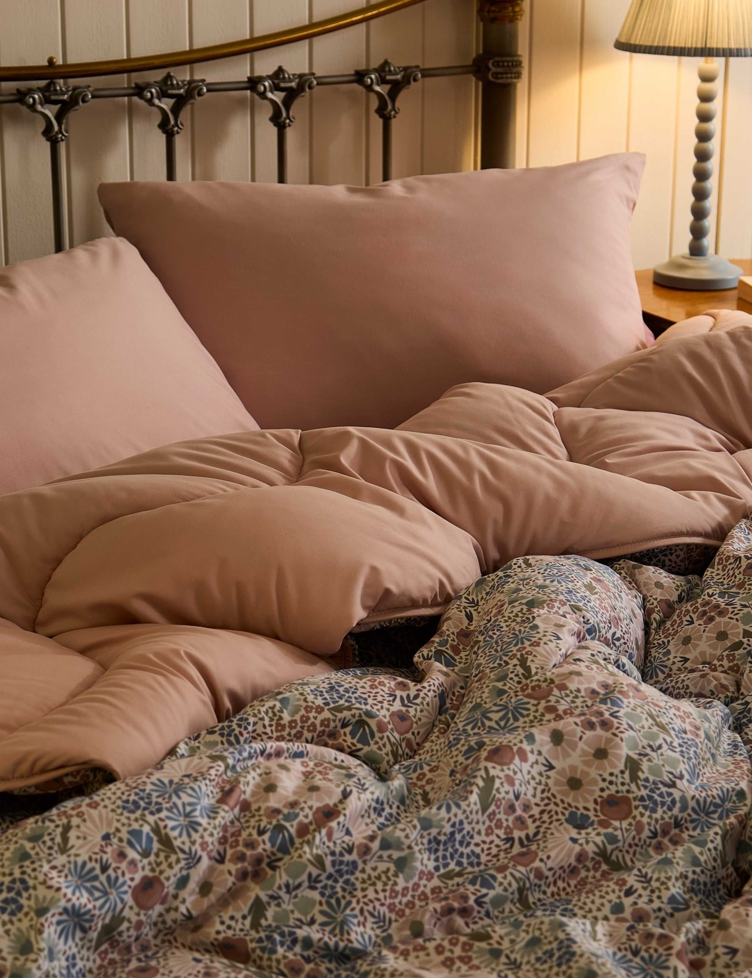 Floral 10.5 Tog Coverless Duvet Set 3 of 9