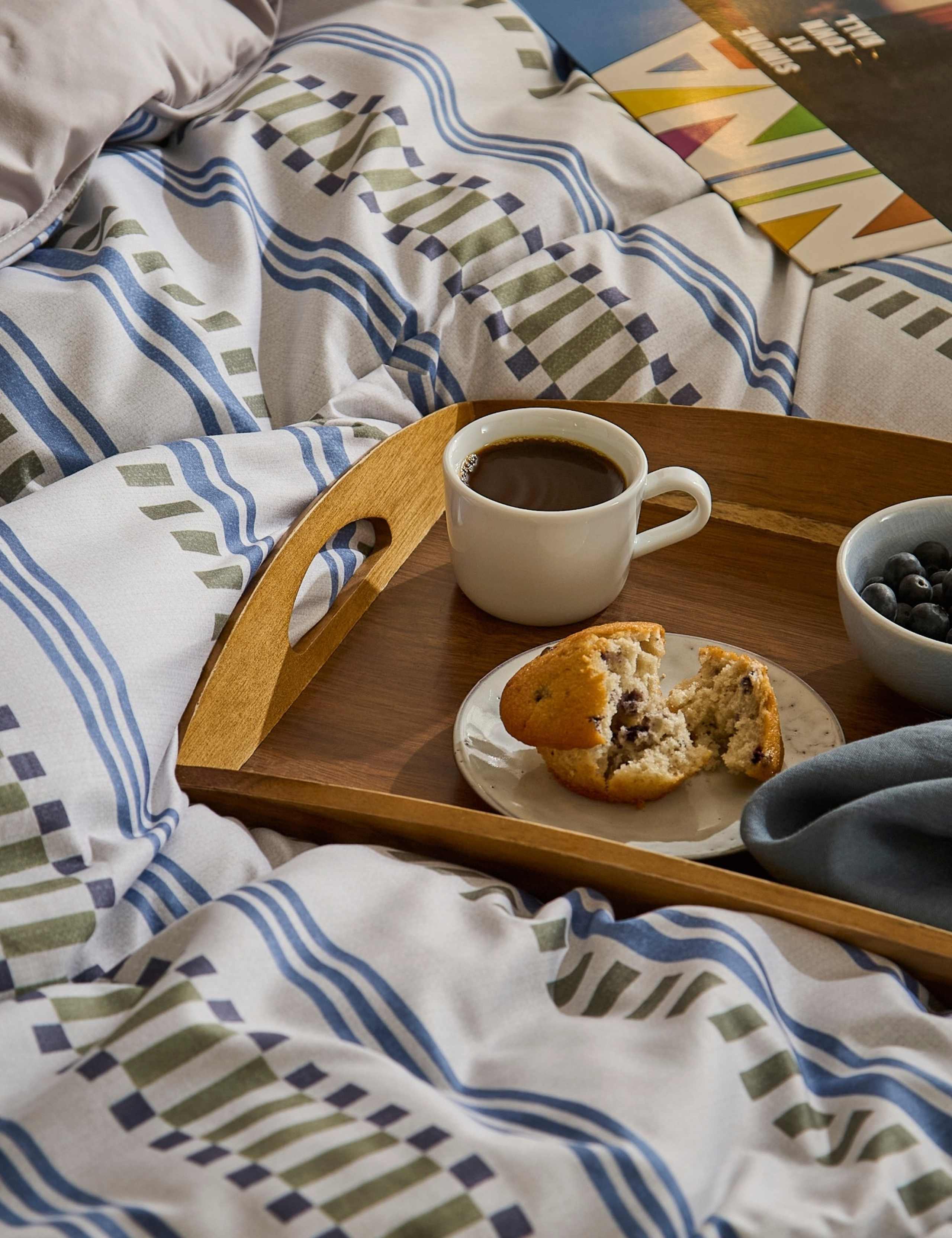 Striped 10.5 Tog Coverless Duvet Set 7 of 11