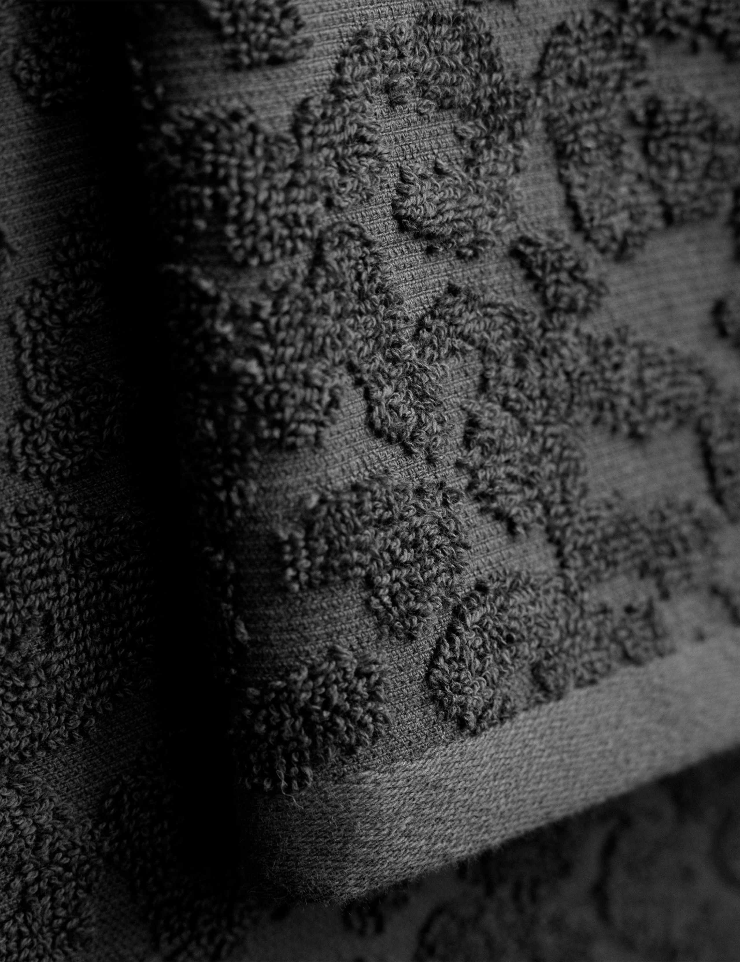 Pure Cotton Leopard Jacquard Towel 5 of 5