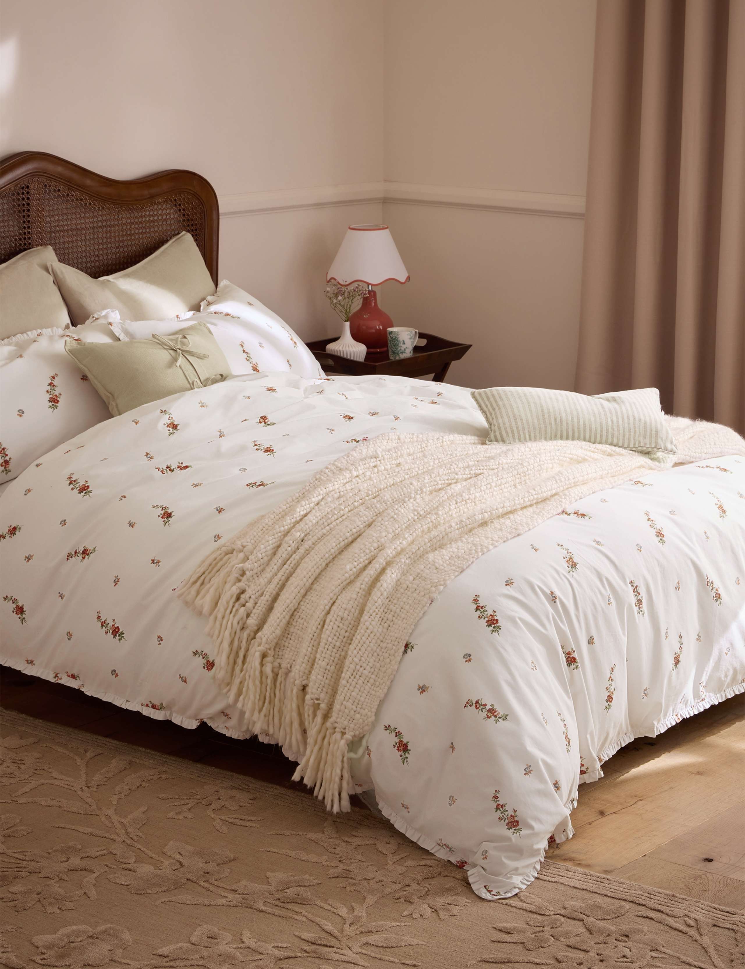 Pure Cotton Elsie Bouquet Bedding Set 2 of 4