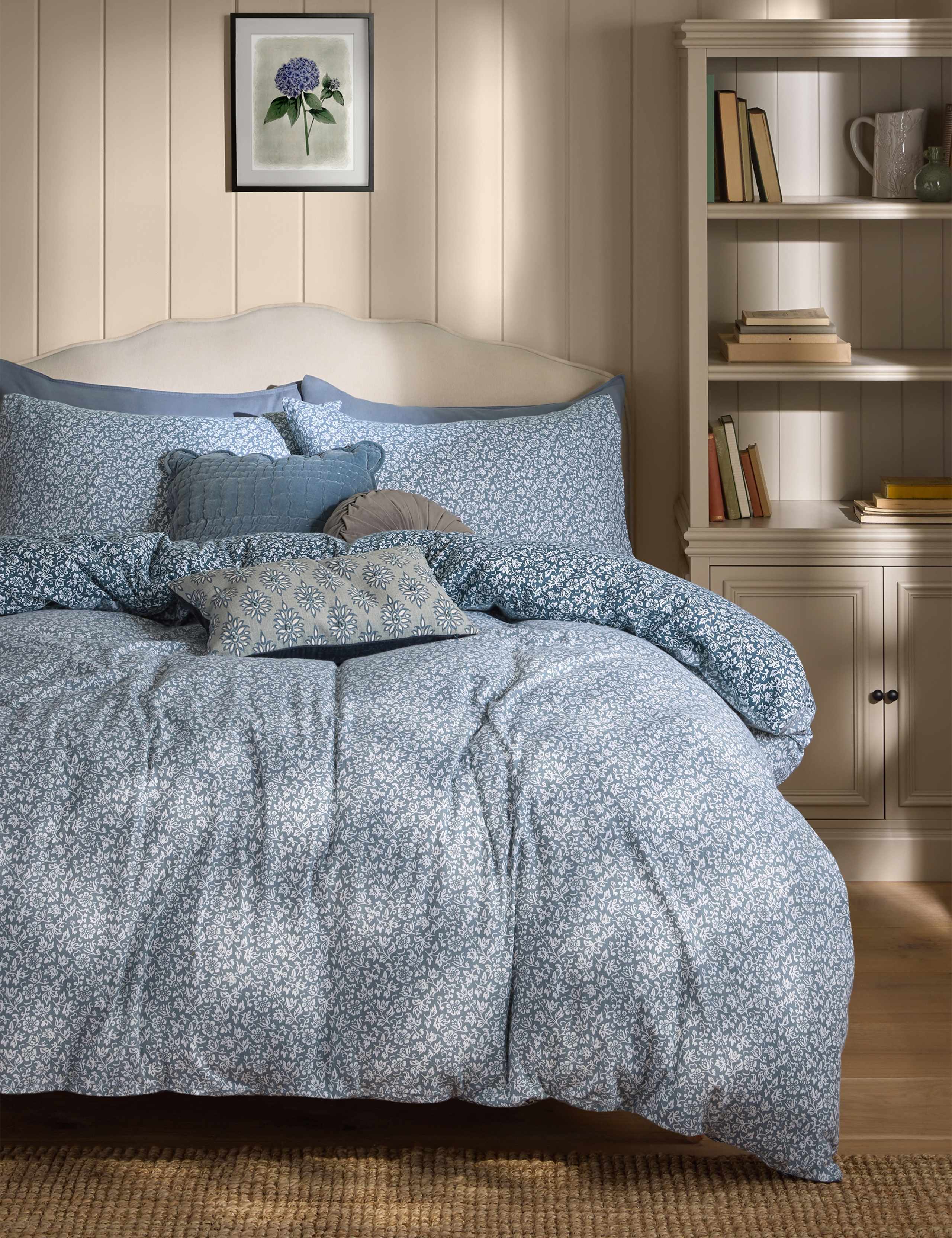 Pure Cotton Sweet Alyssum Bedding Set 3 of 5