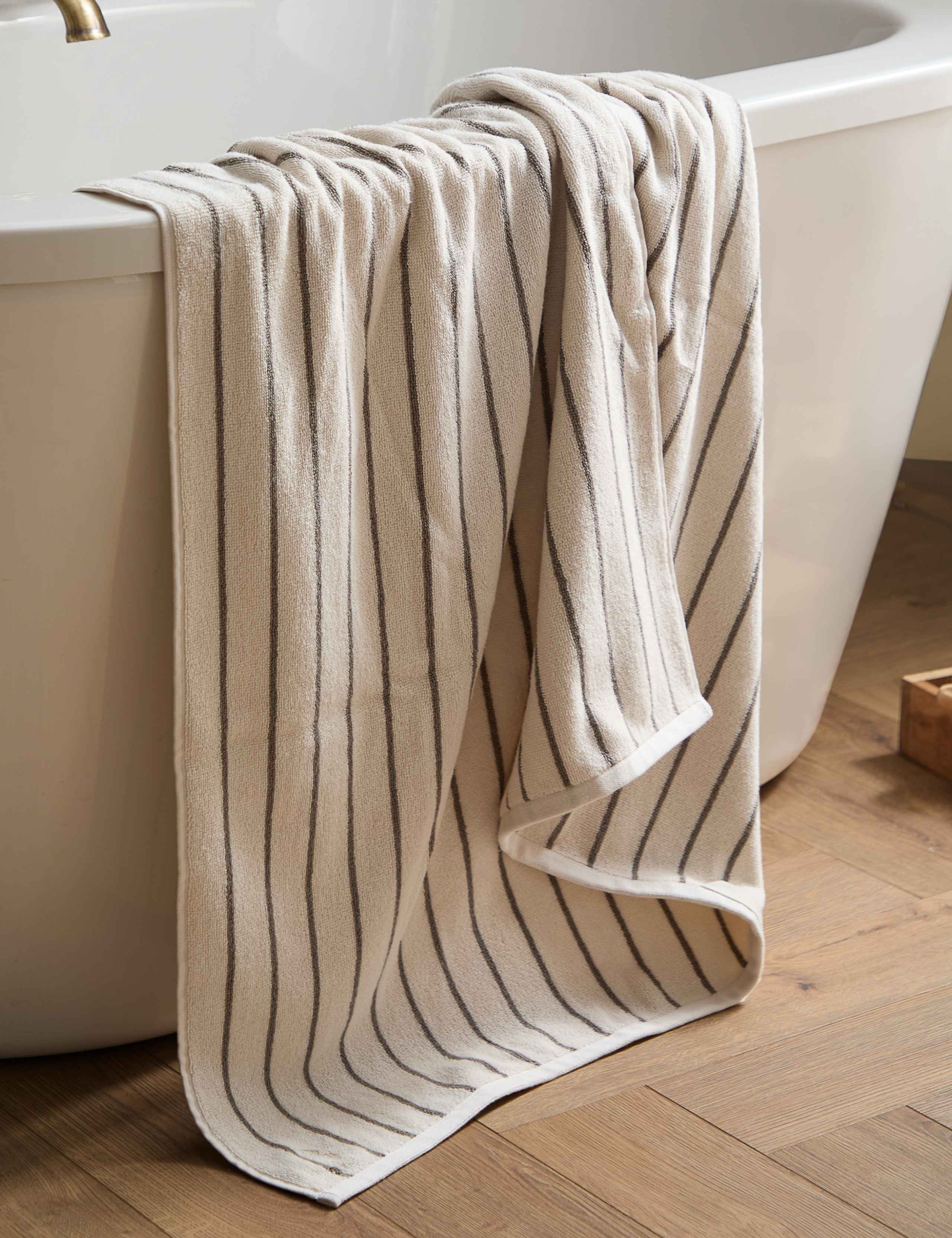 Pure Cotton Hebden Striped Bath Towel 3 of 6