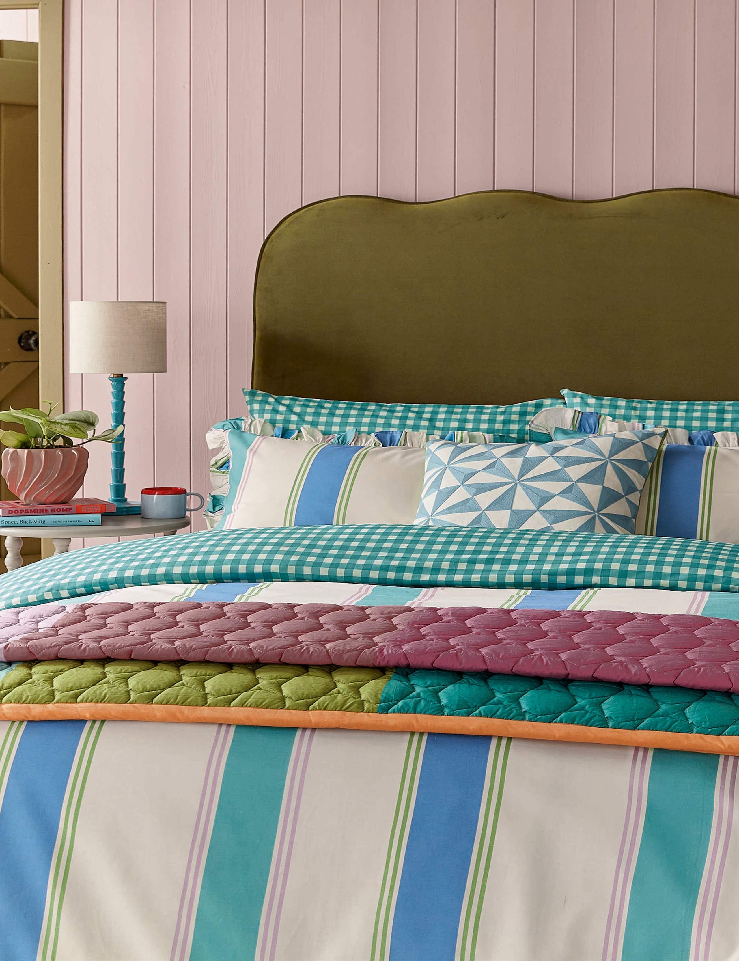Pure Cotton Winnie Stripe Bedding Set 4 of 8