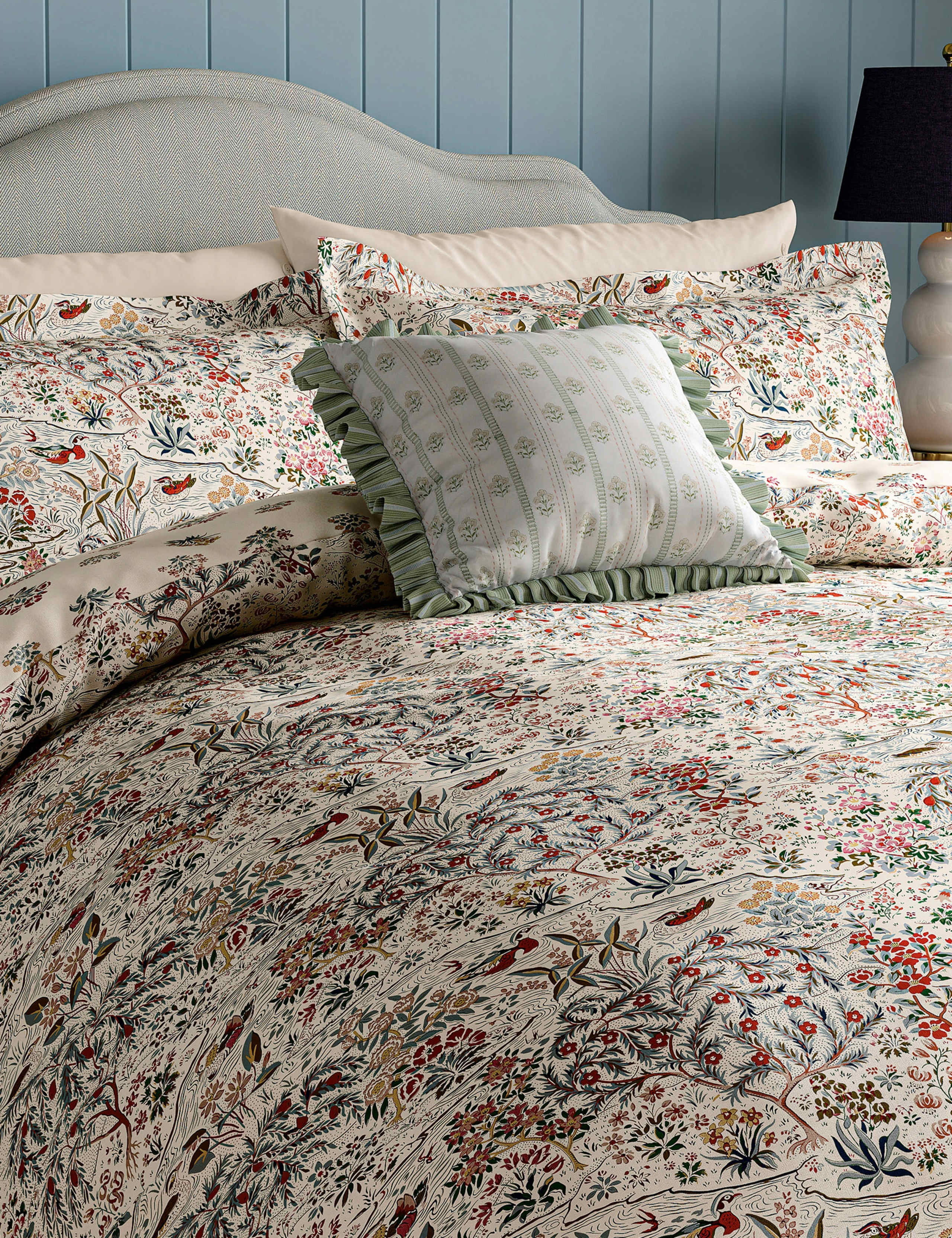 Pure Cotton Moat Birds Bedding Set 5 of 6