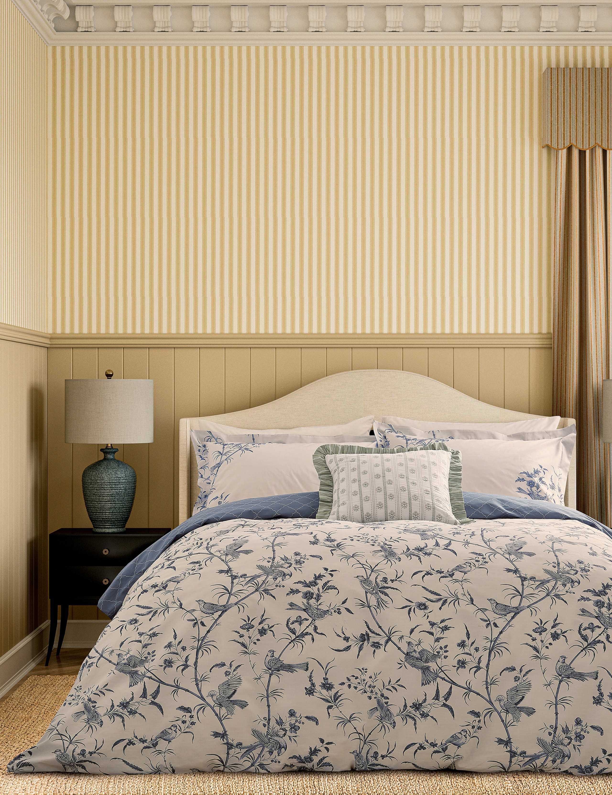 Pure Cotton Paradise Toile Bedding Set 3 of 7