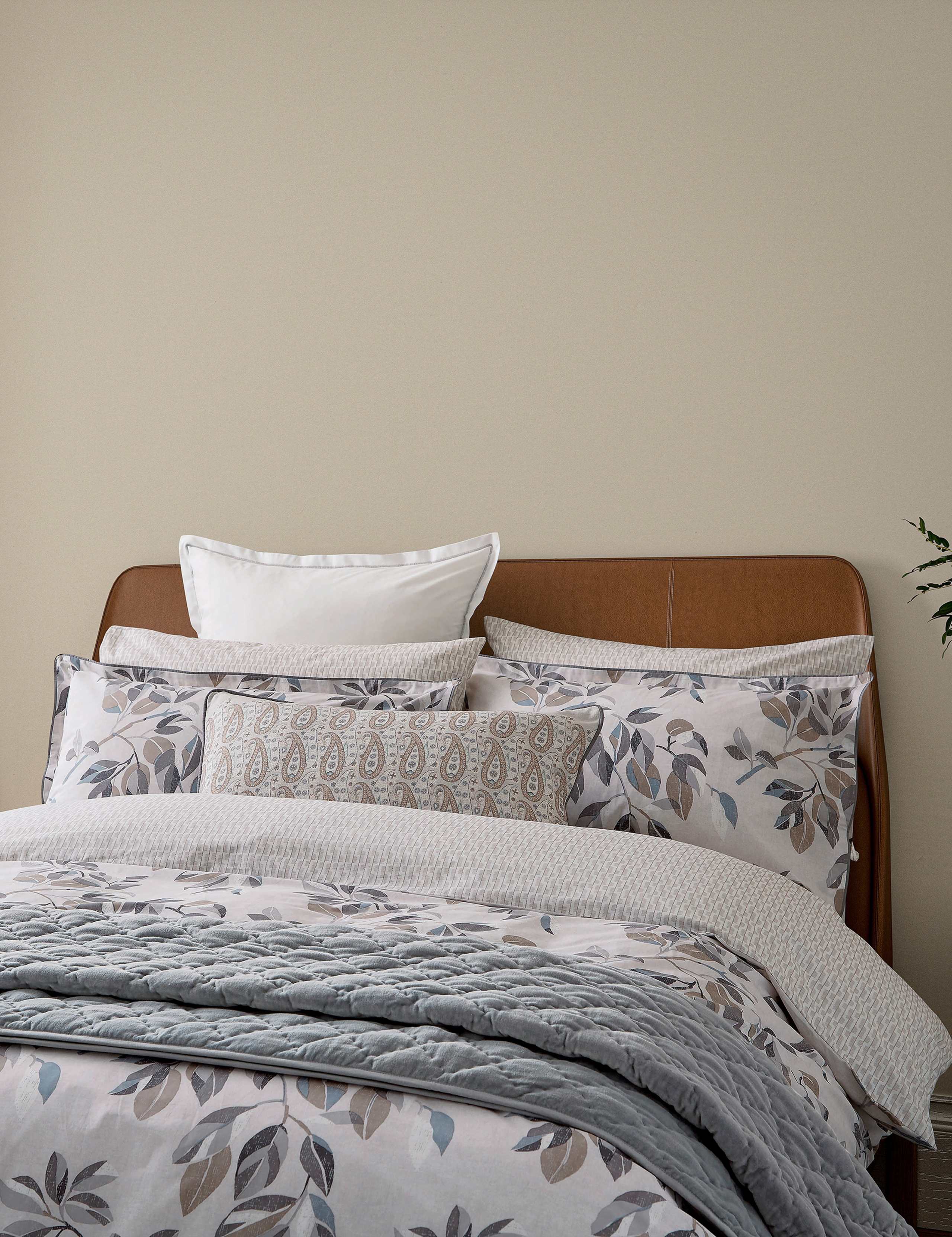 Pure Cotton Velvet Albany Quilted Throw 2 of 5