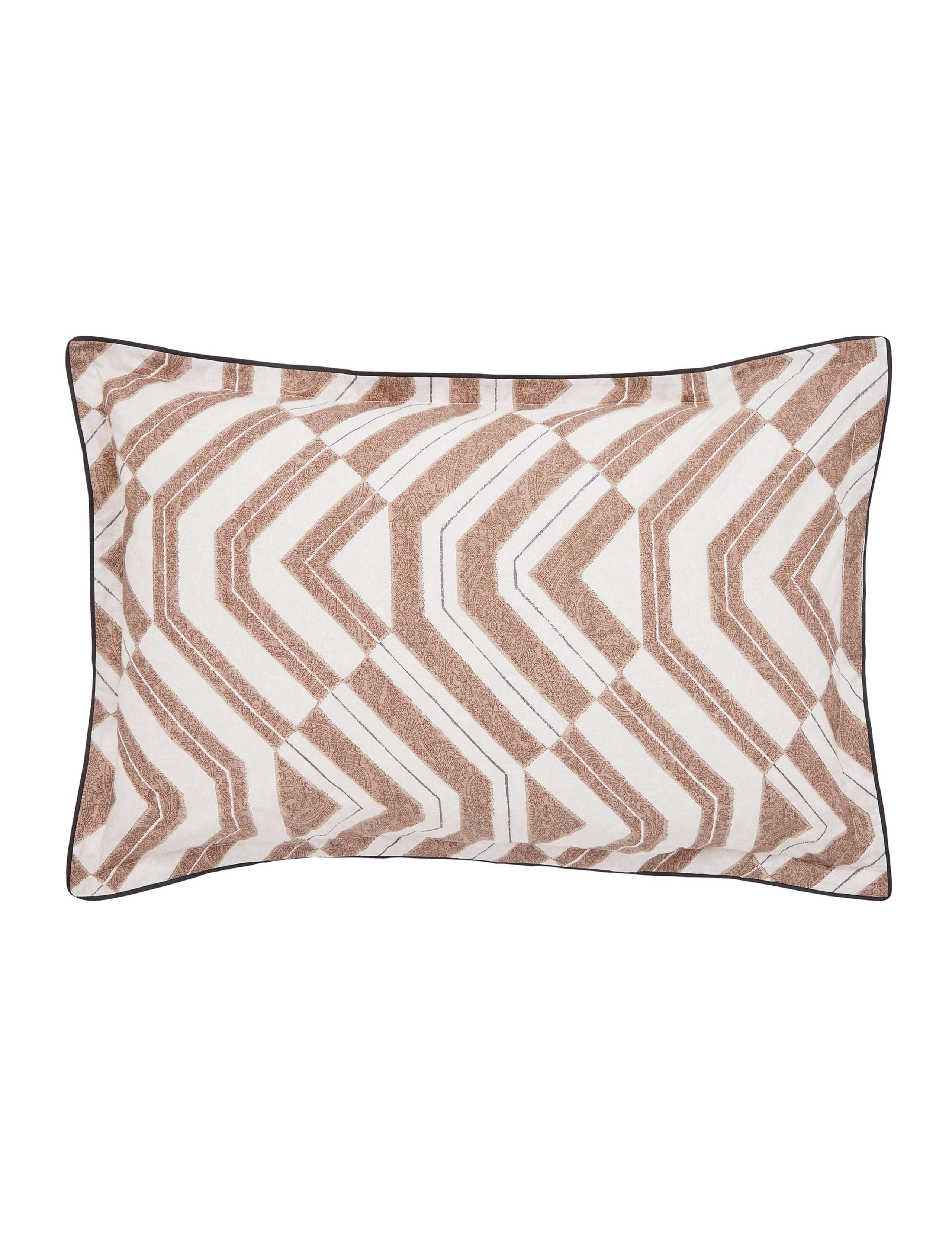 Pure Cotton Patterned Bedding Set 2 of 5