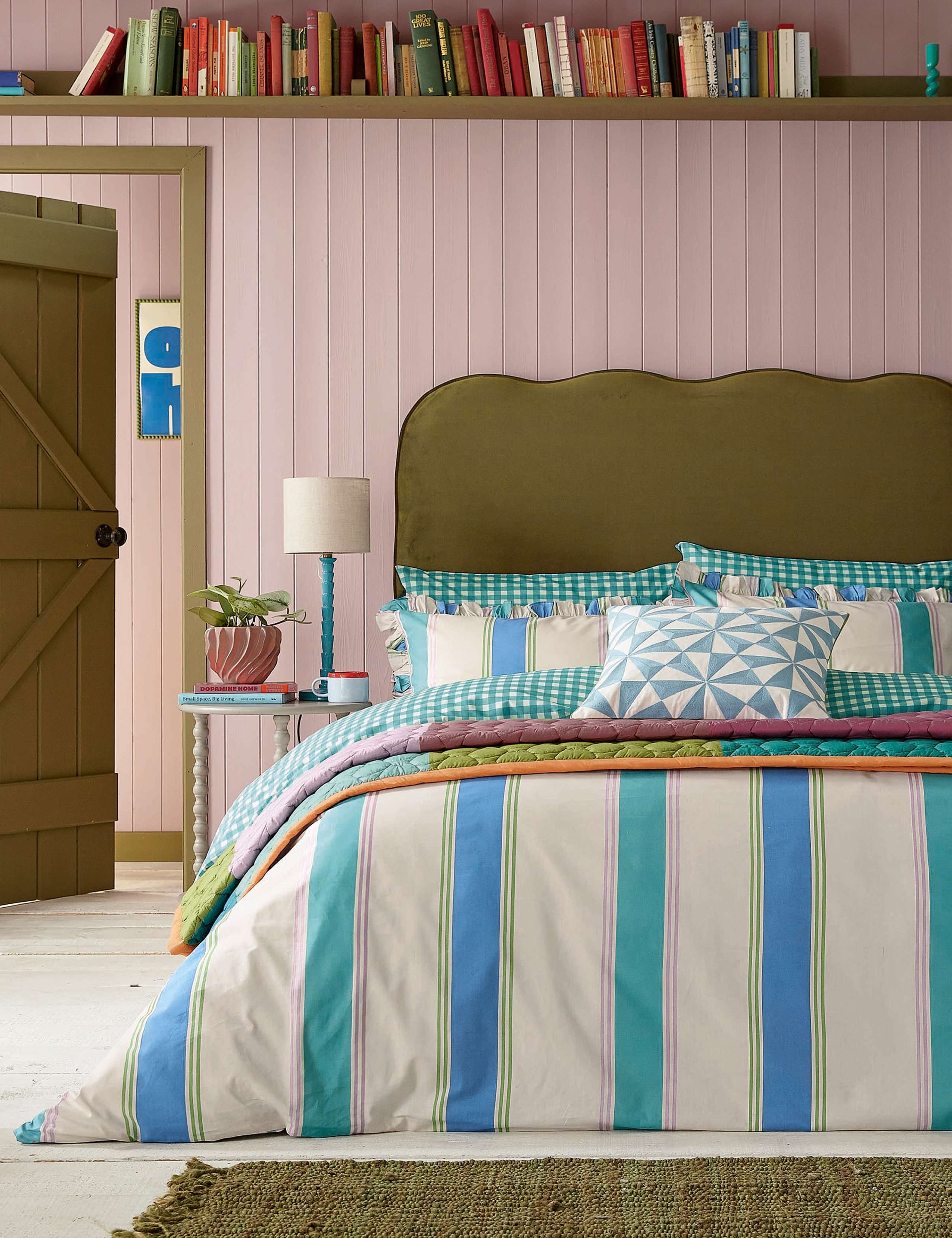 2 Pack Pure Cotton Winnie Check Pillowcases 4 of 5