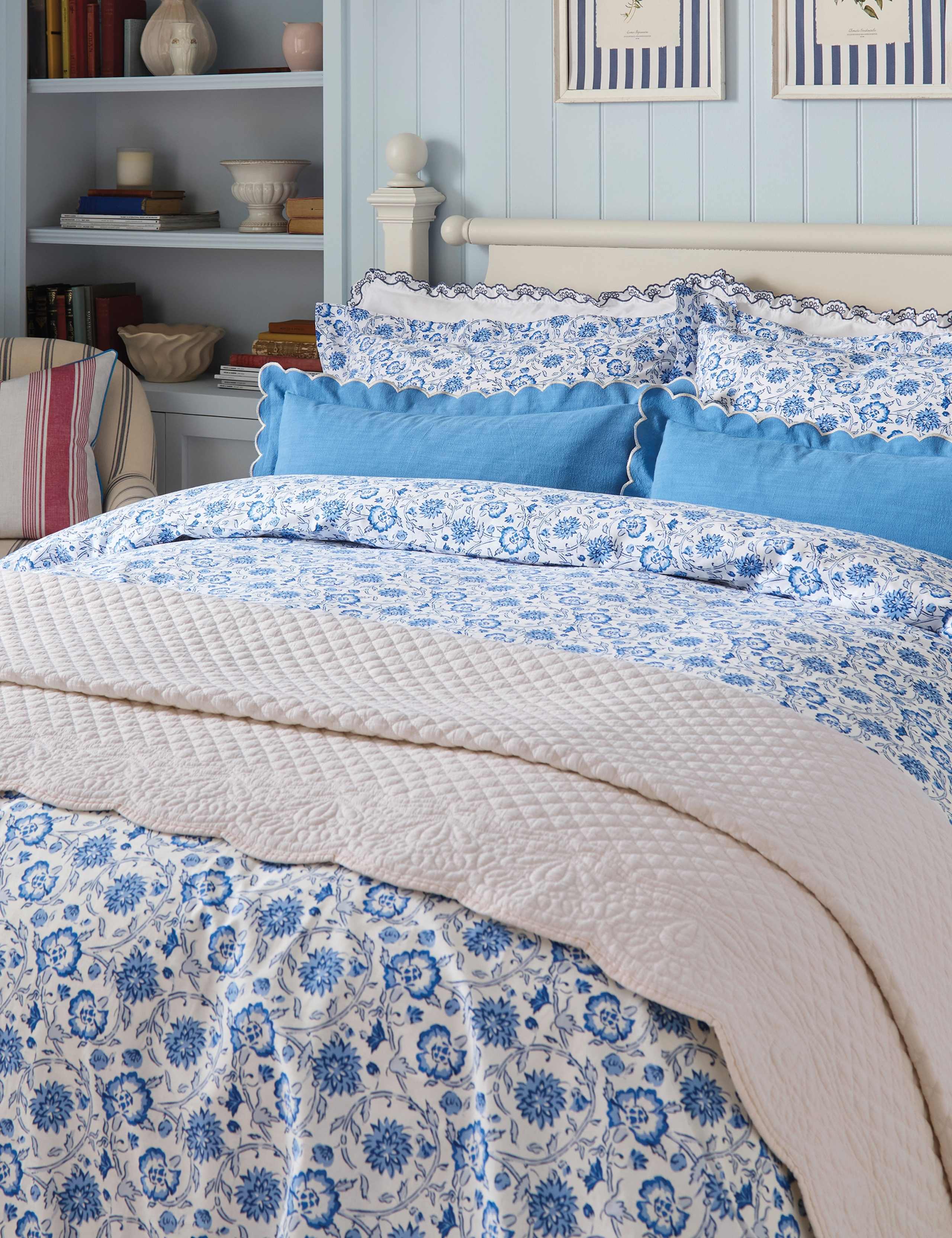 Pure Cotton Twill Floral Bedding Set 2 of 6