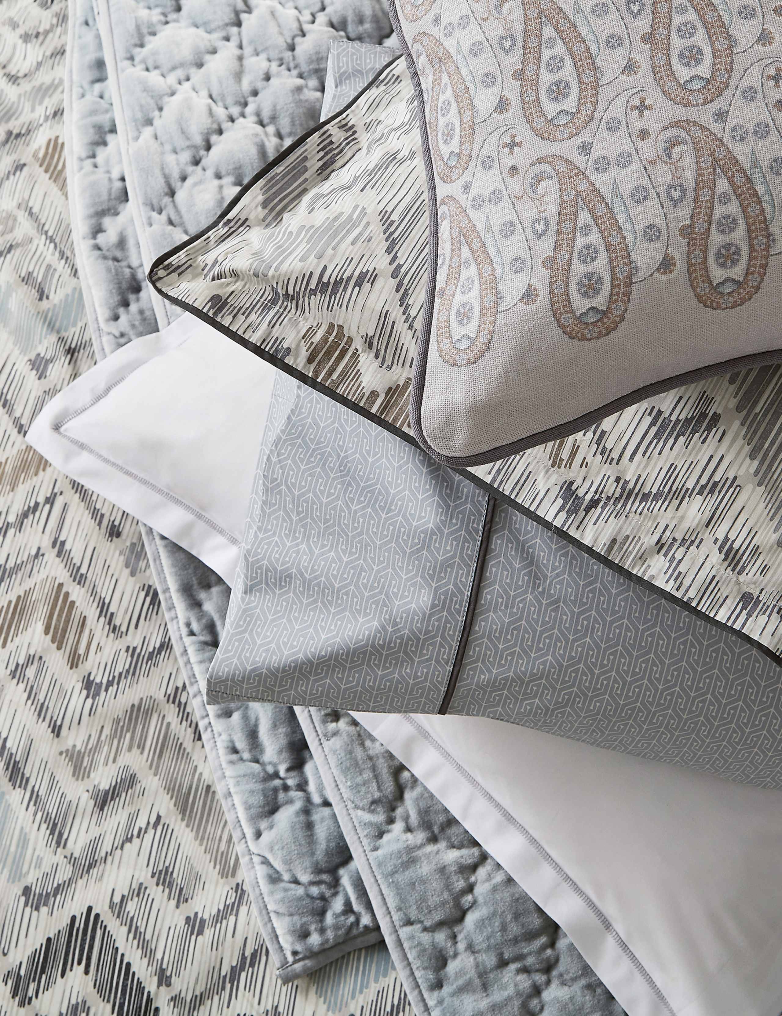 2 Pack Pure Cotton Danza Pillowcases 3 of 4