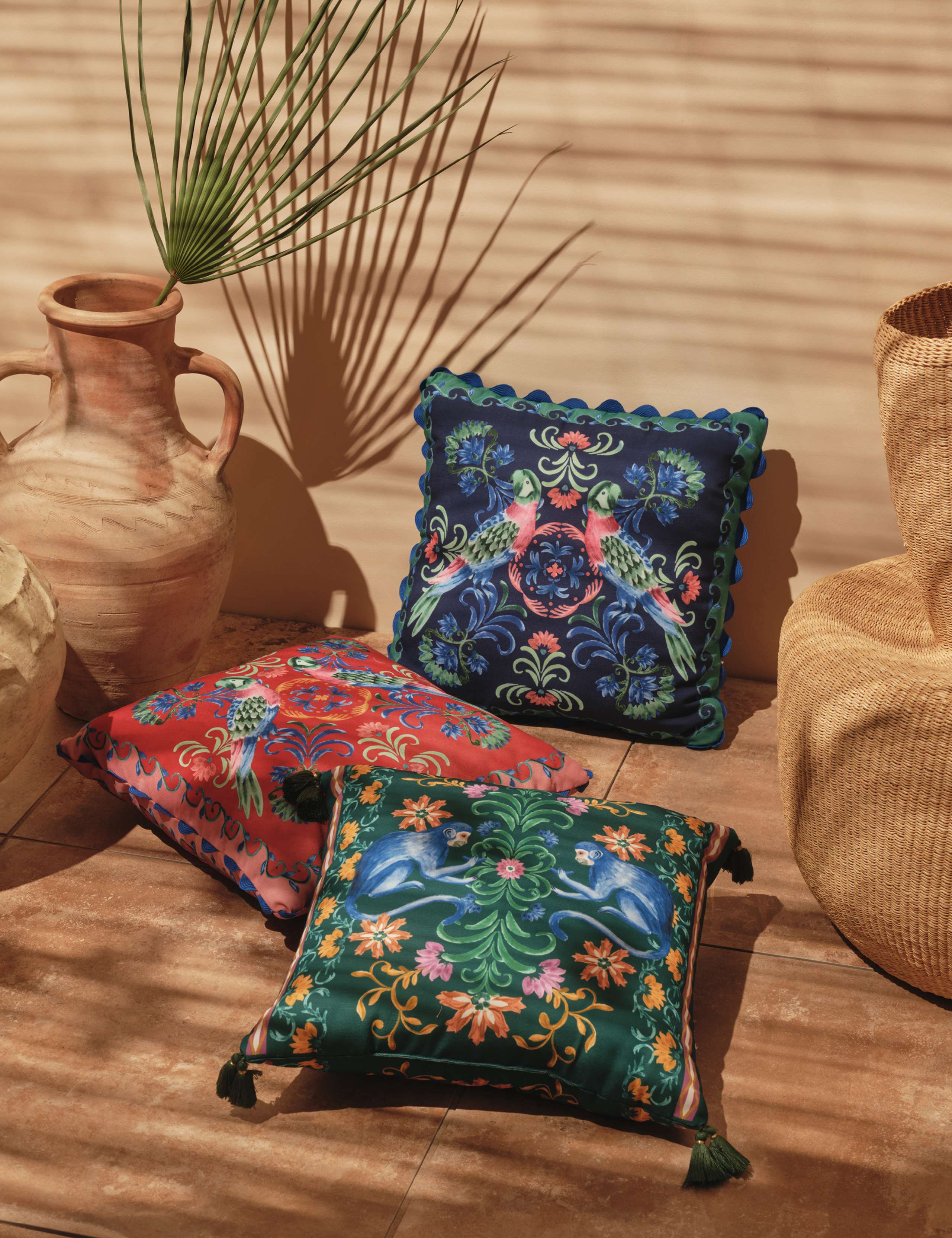 Set of 2 Bird Print Outdoor Cushions 5 of 5