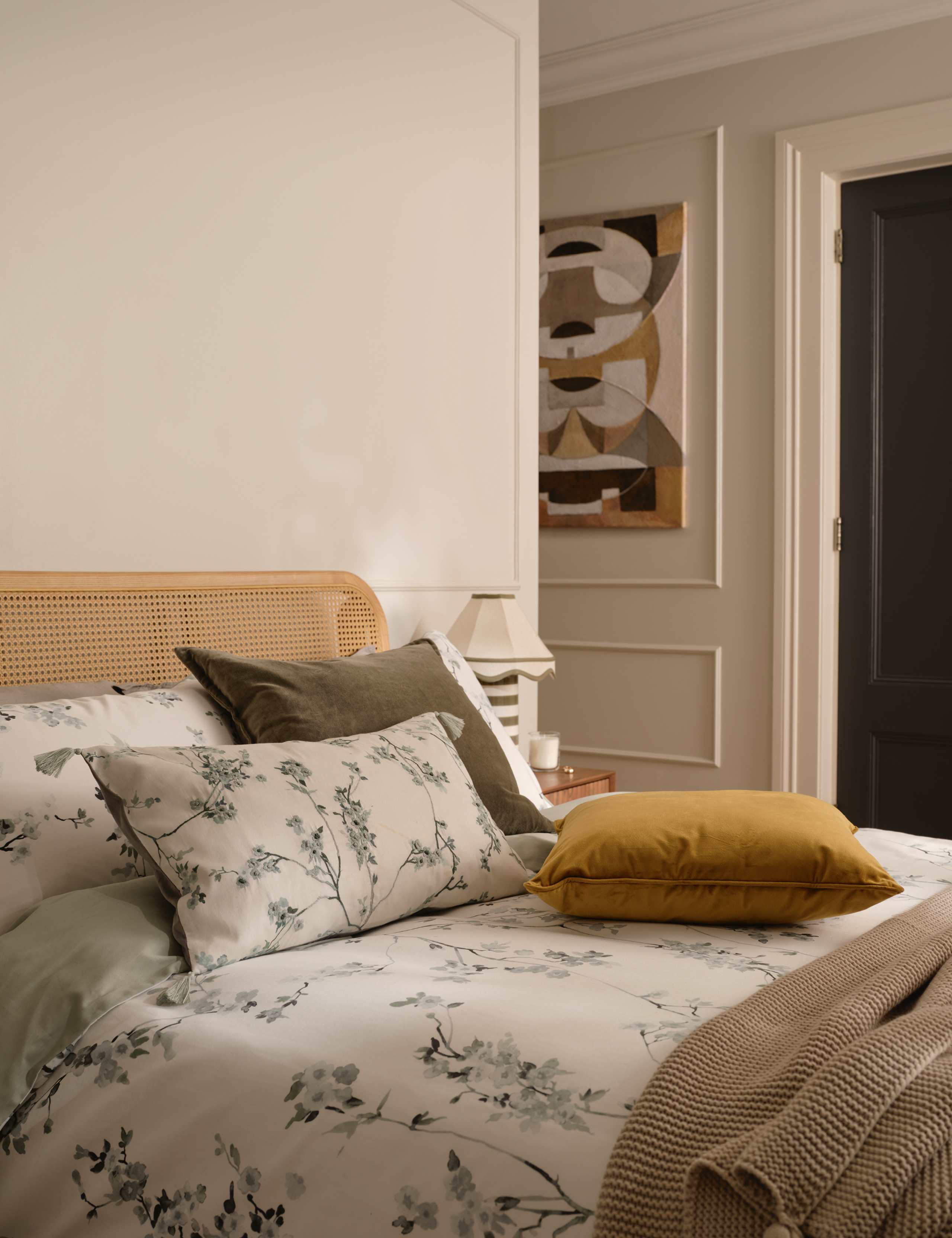 Velvet Piped Cushion 5 of 5