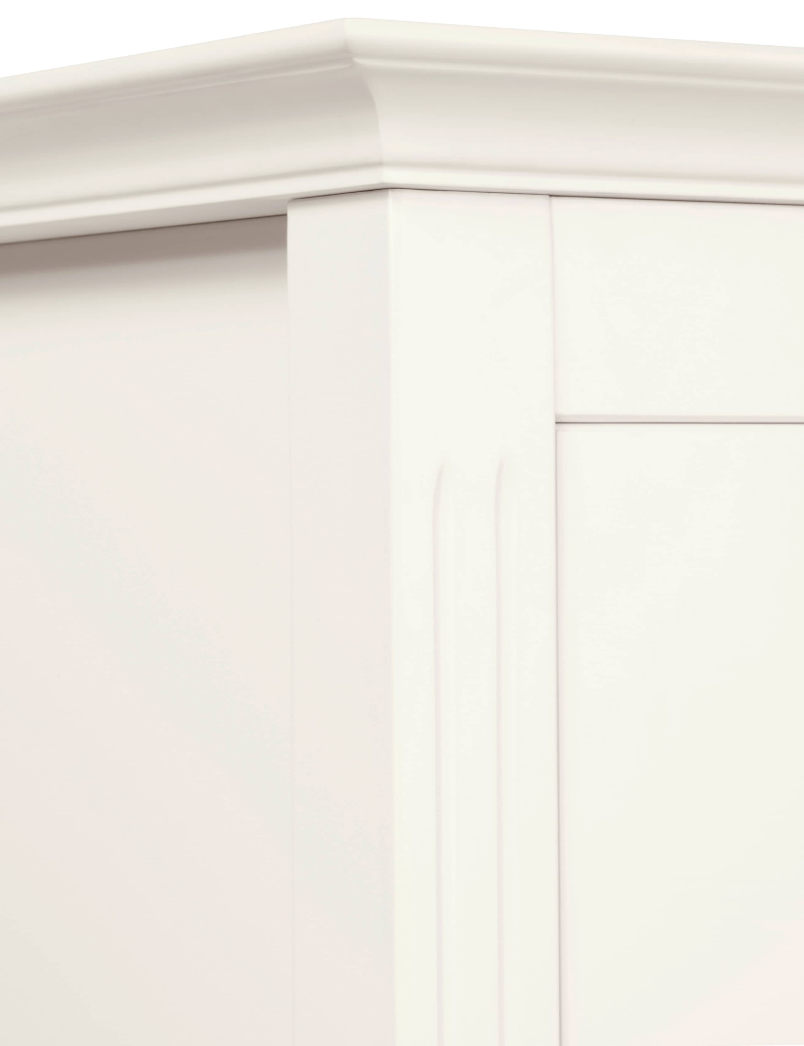 Carmelle 3 Drawer Chest 3 of 3