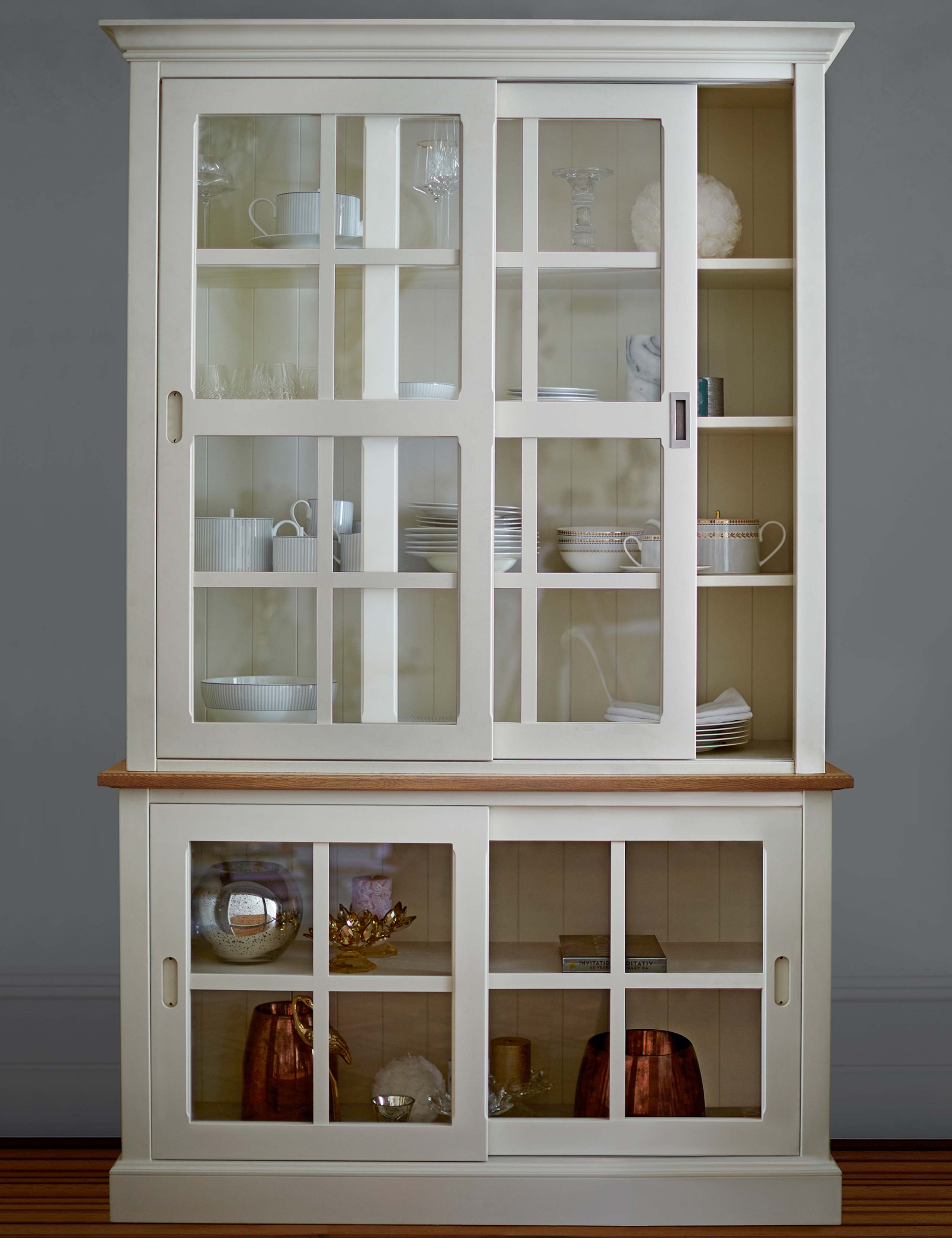 Greenwich Display Cabinet 9 of 10