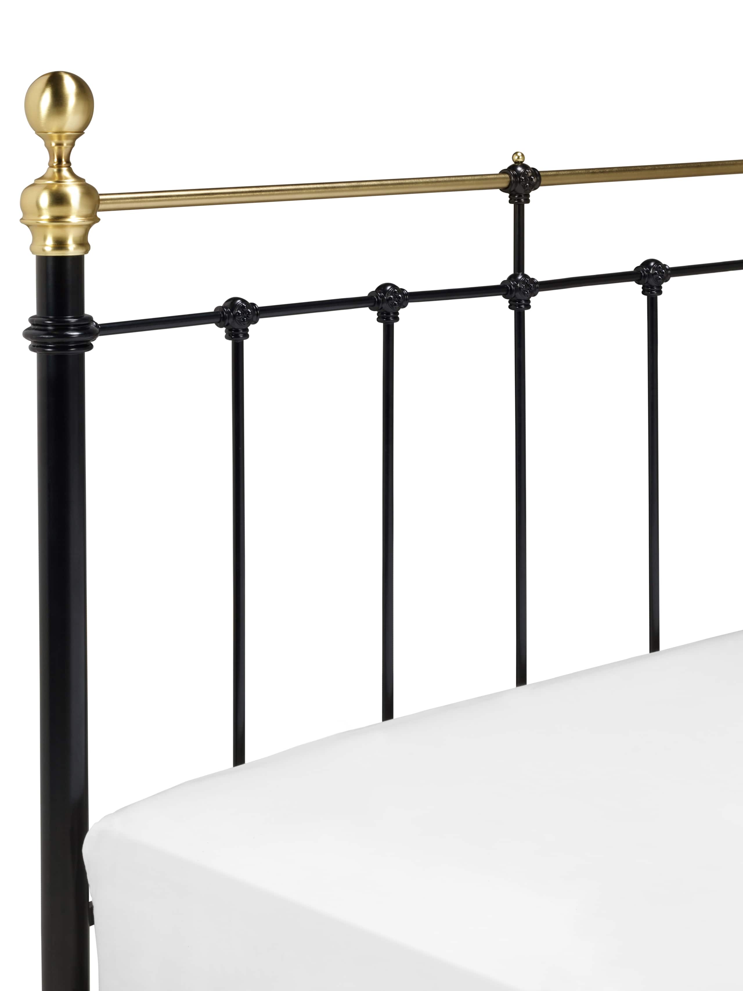 Castello Bed Stead 3 of 5