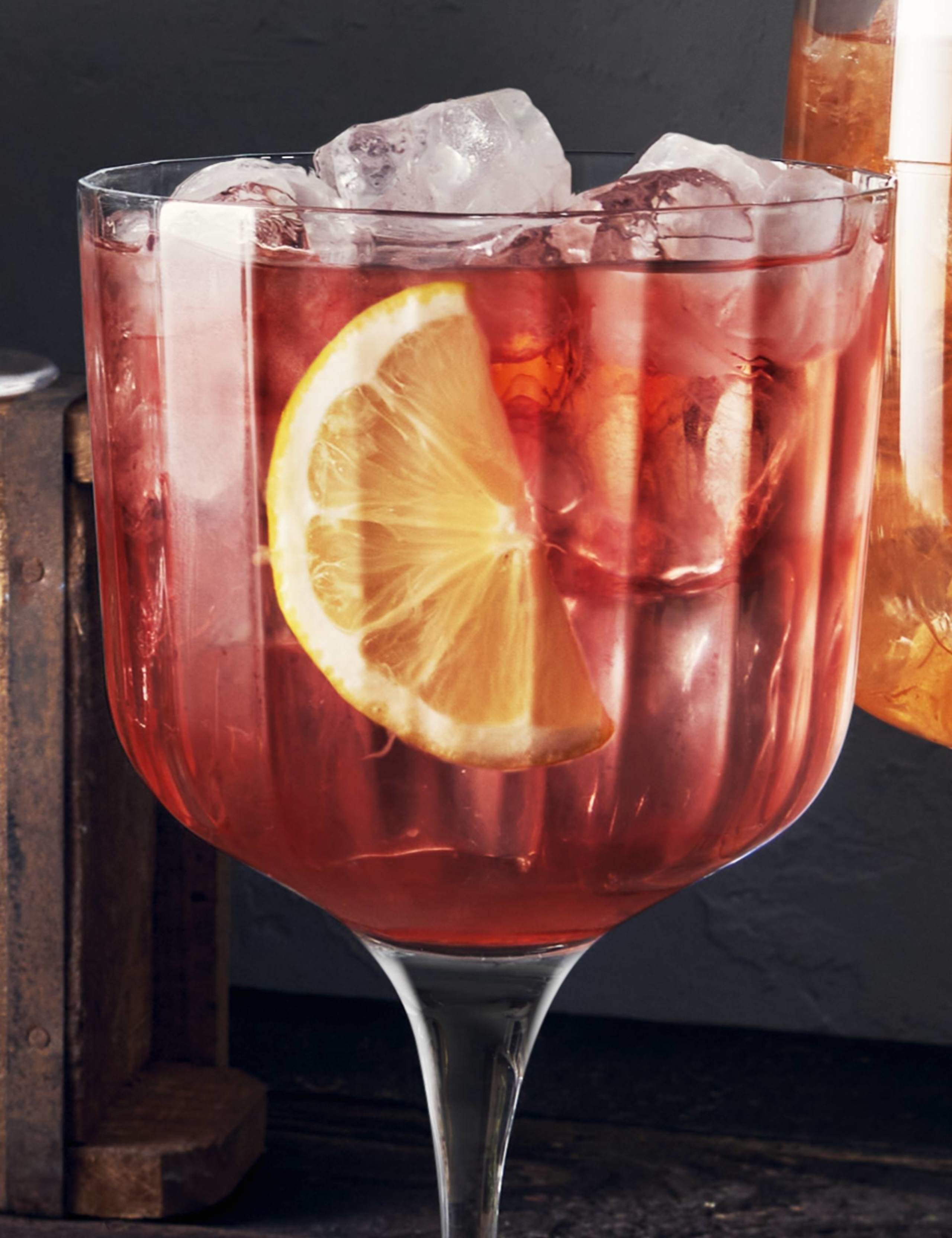 Set of 2 Bach Sloe Gin Glasses 2 of 3