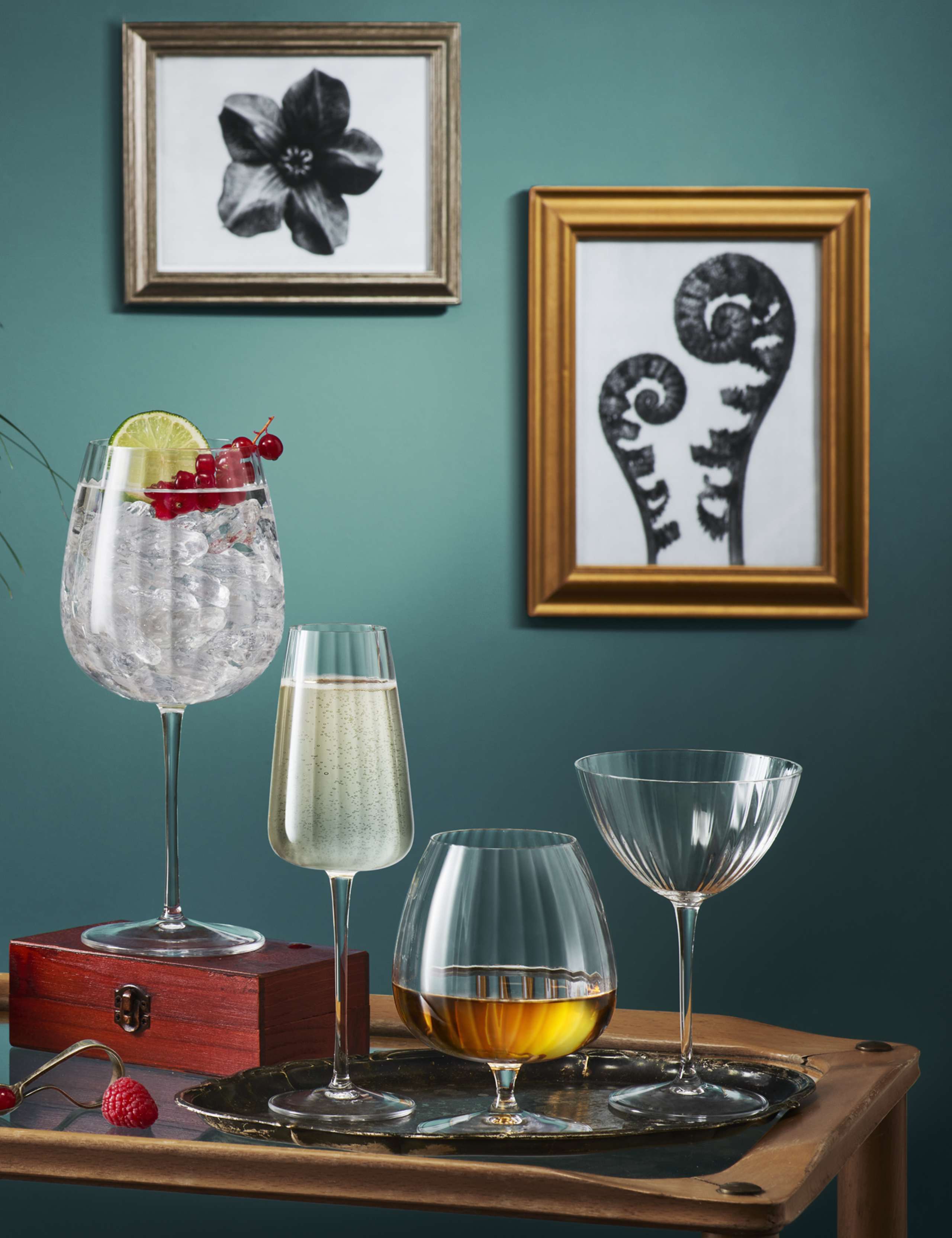 Set of 4 Optica Champagne Flutes 3 of 3