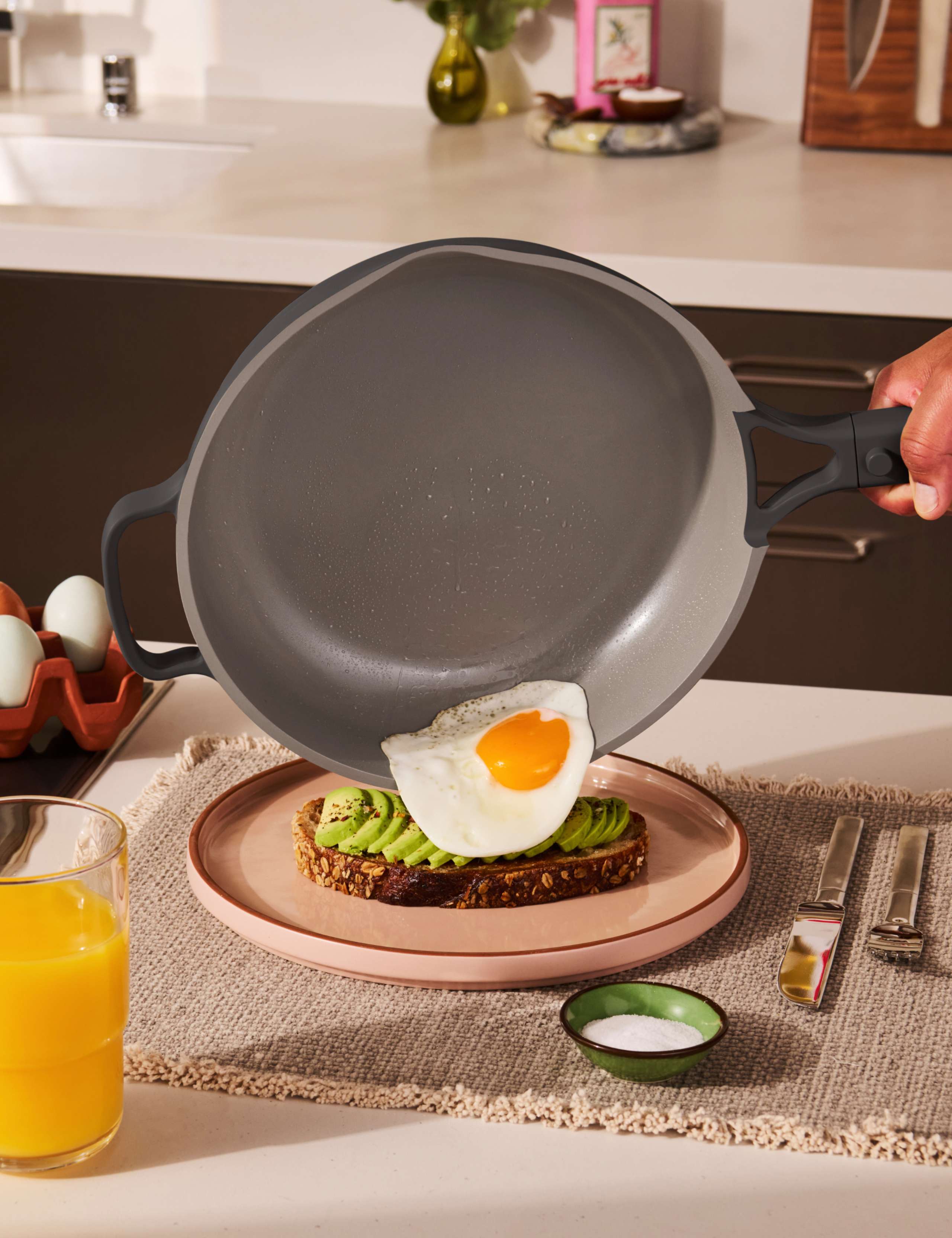 Ceramic Non Stick 26cm Frying Pan 2 of 10