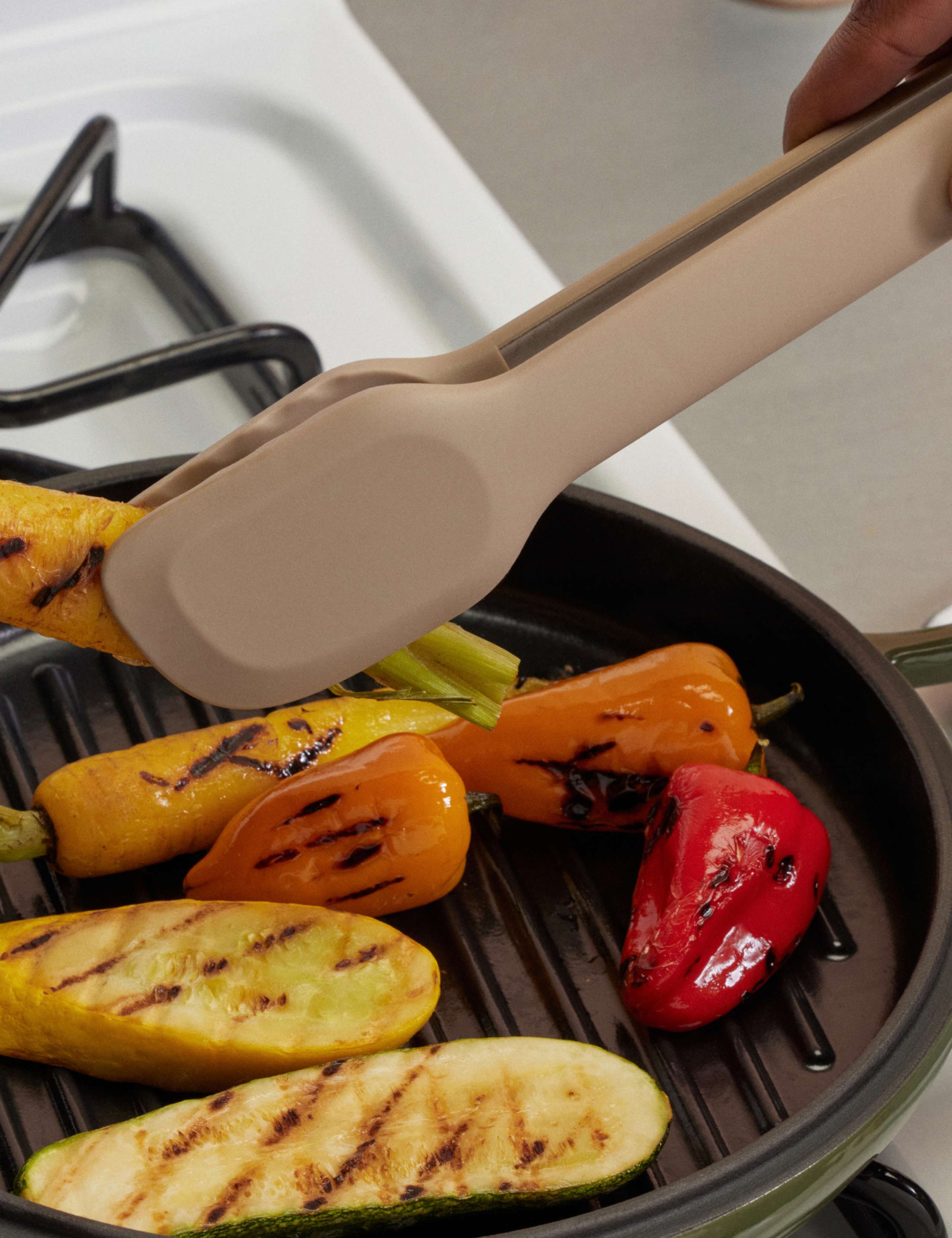Kitchen Utensil Essentials Set 5 of 6
