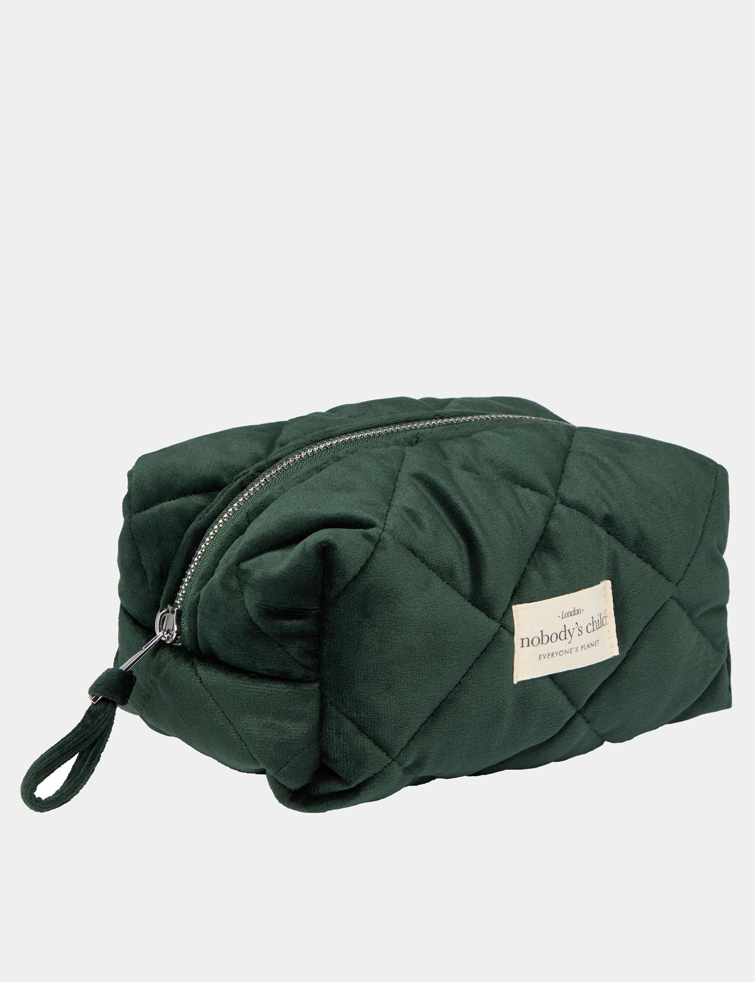 Velvet Goddess Toiletry Bag 3 of 4