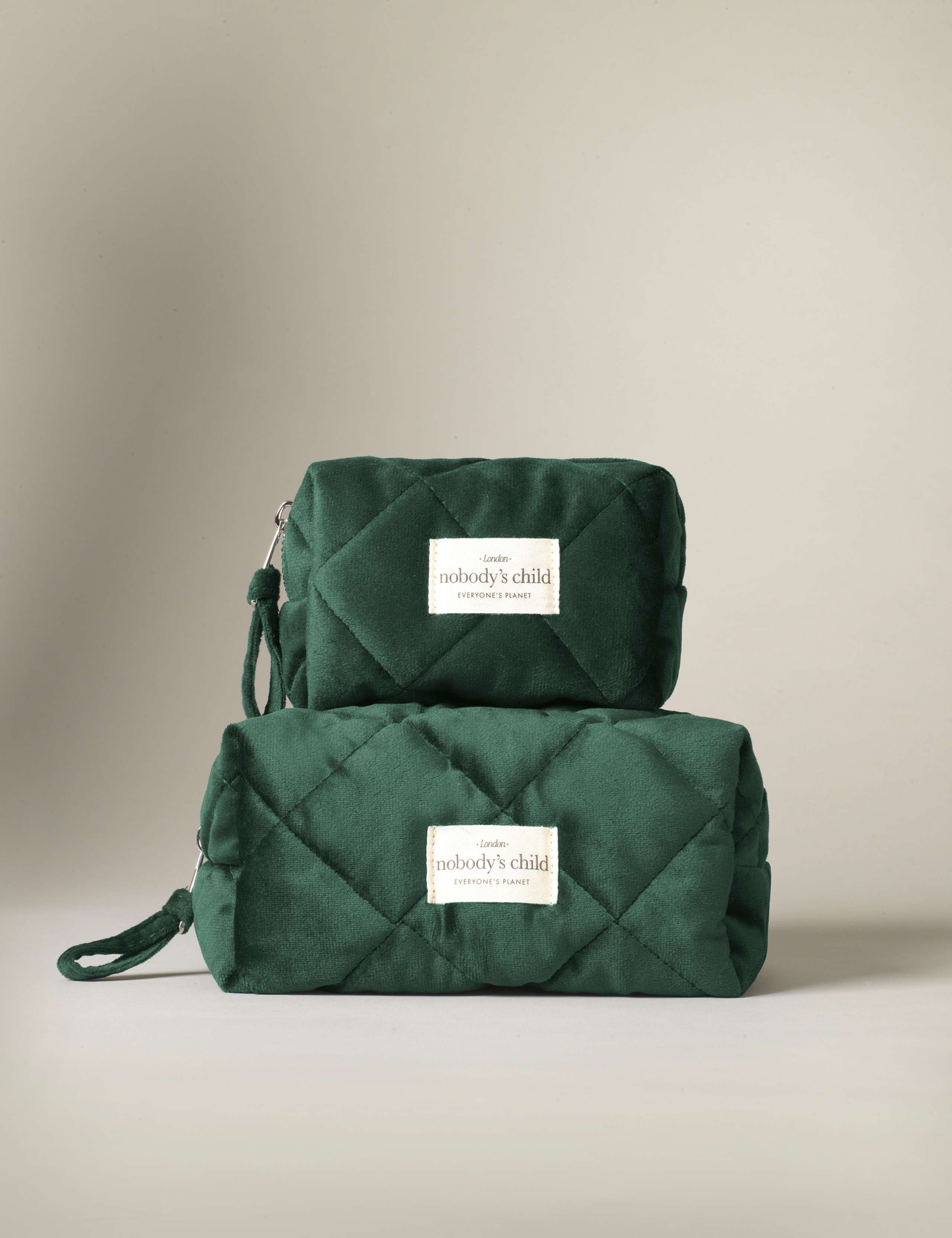 Velvet Goddess Toiletry Bag 4 of 4