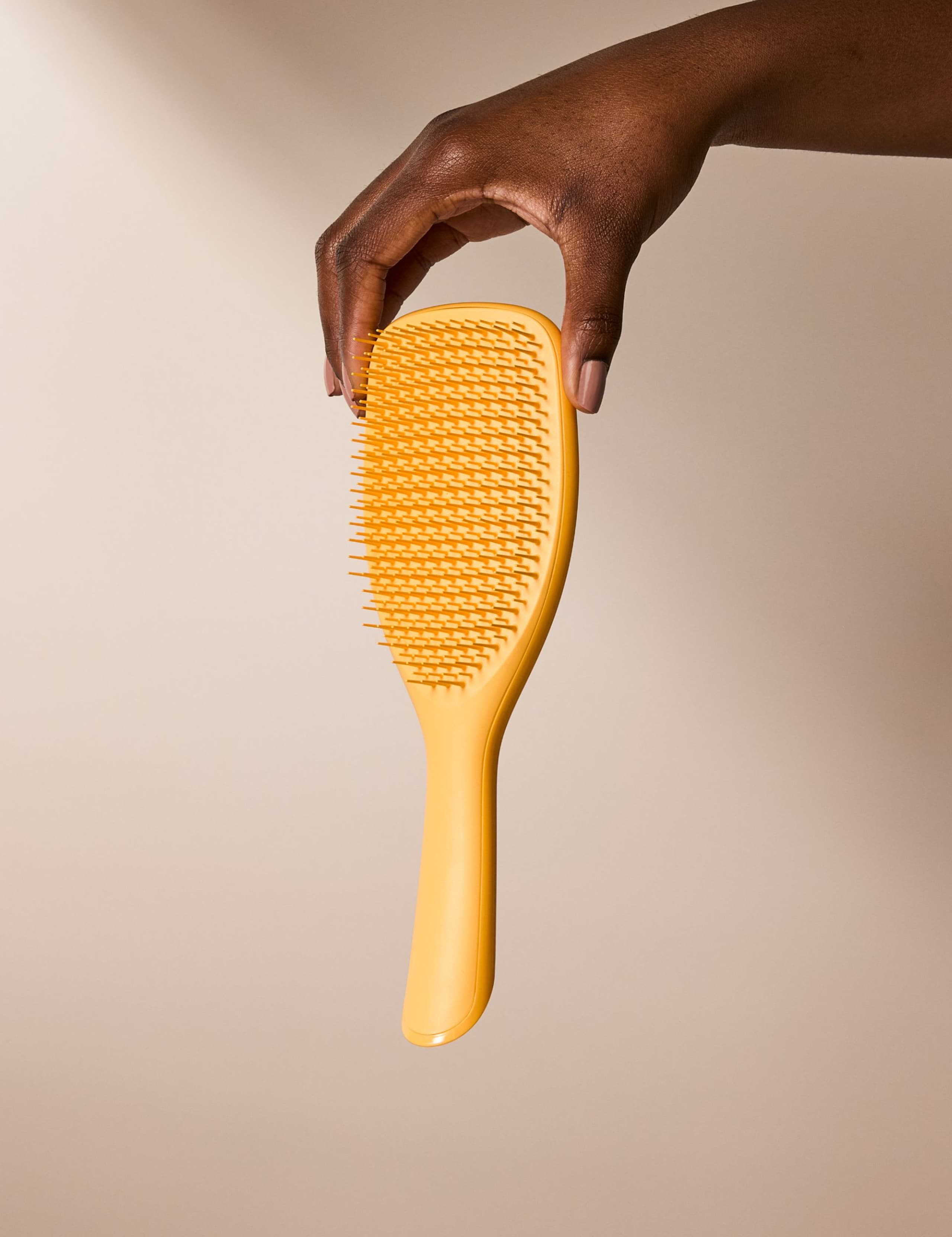 The Large Ultimate Detangler 112g 5 of 7