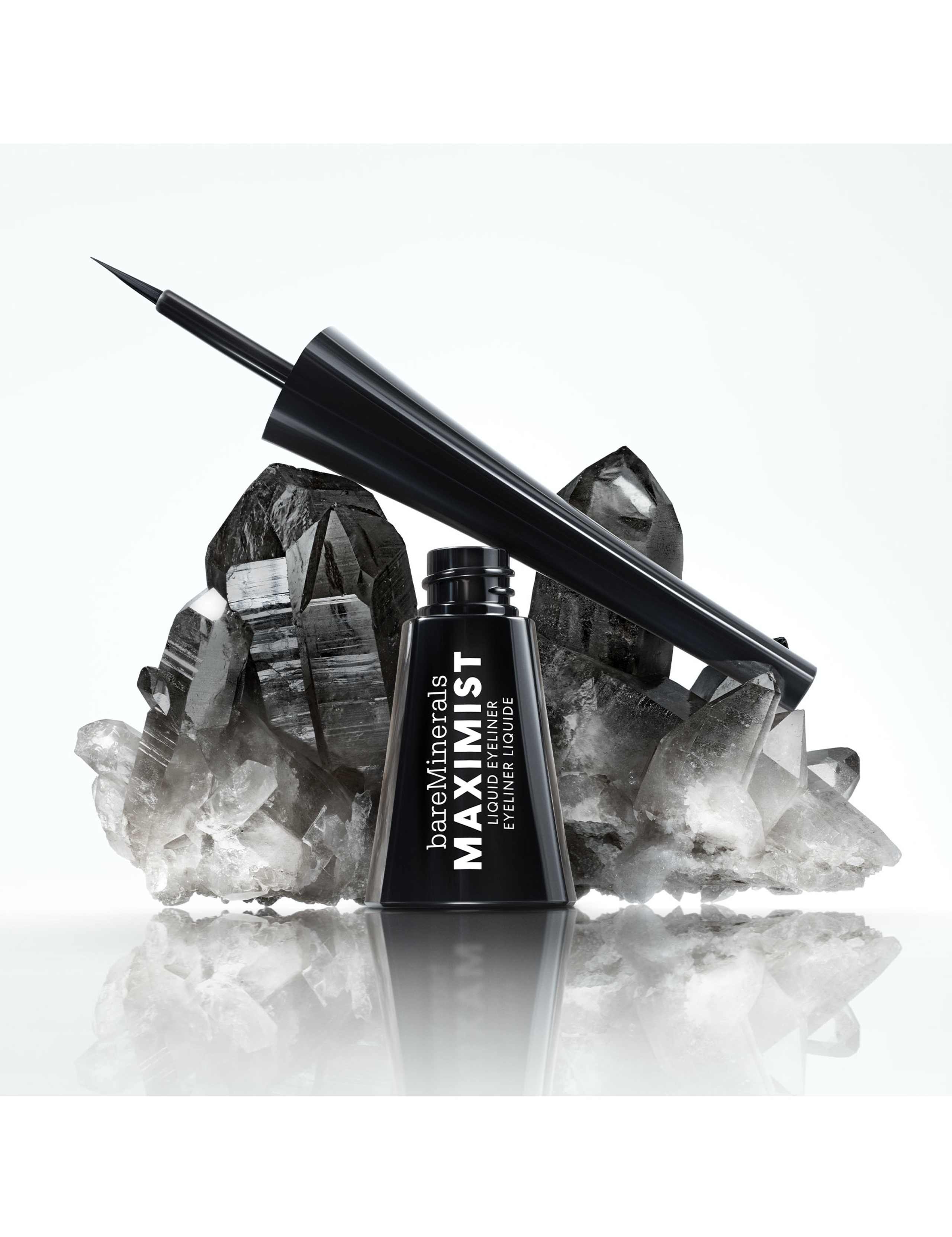Maximist Liquid Eye Liner 5 of 6