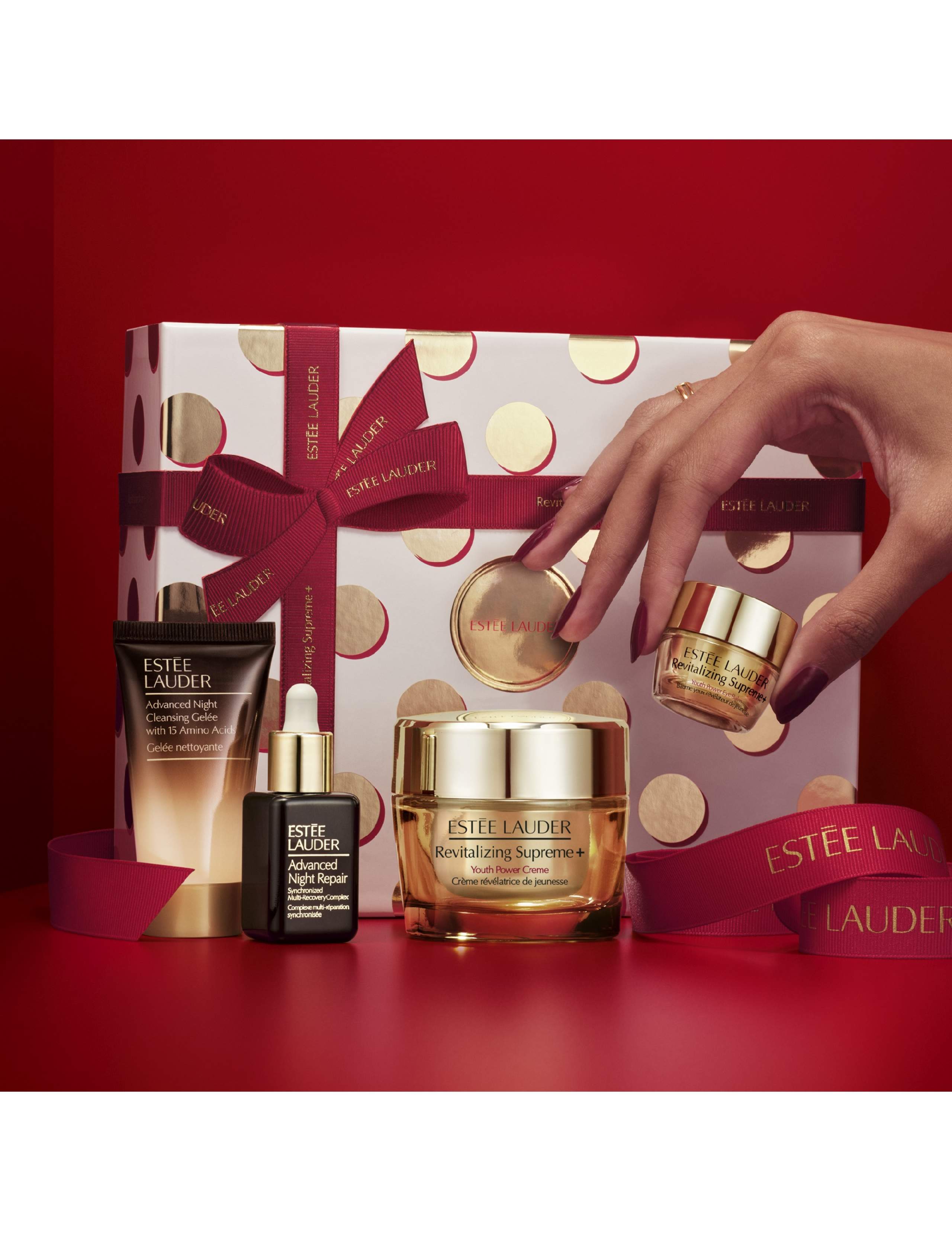Revitalizing Supreme+ Moisturiser Lift + Firm Skincare Set 3 of 3