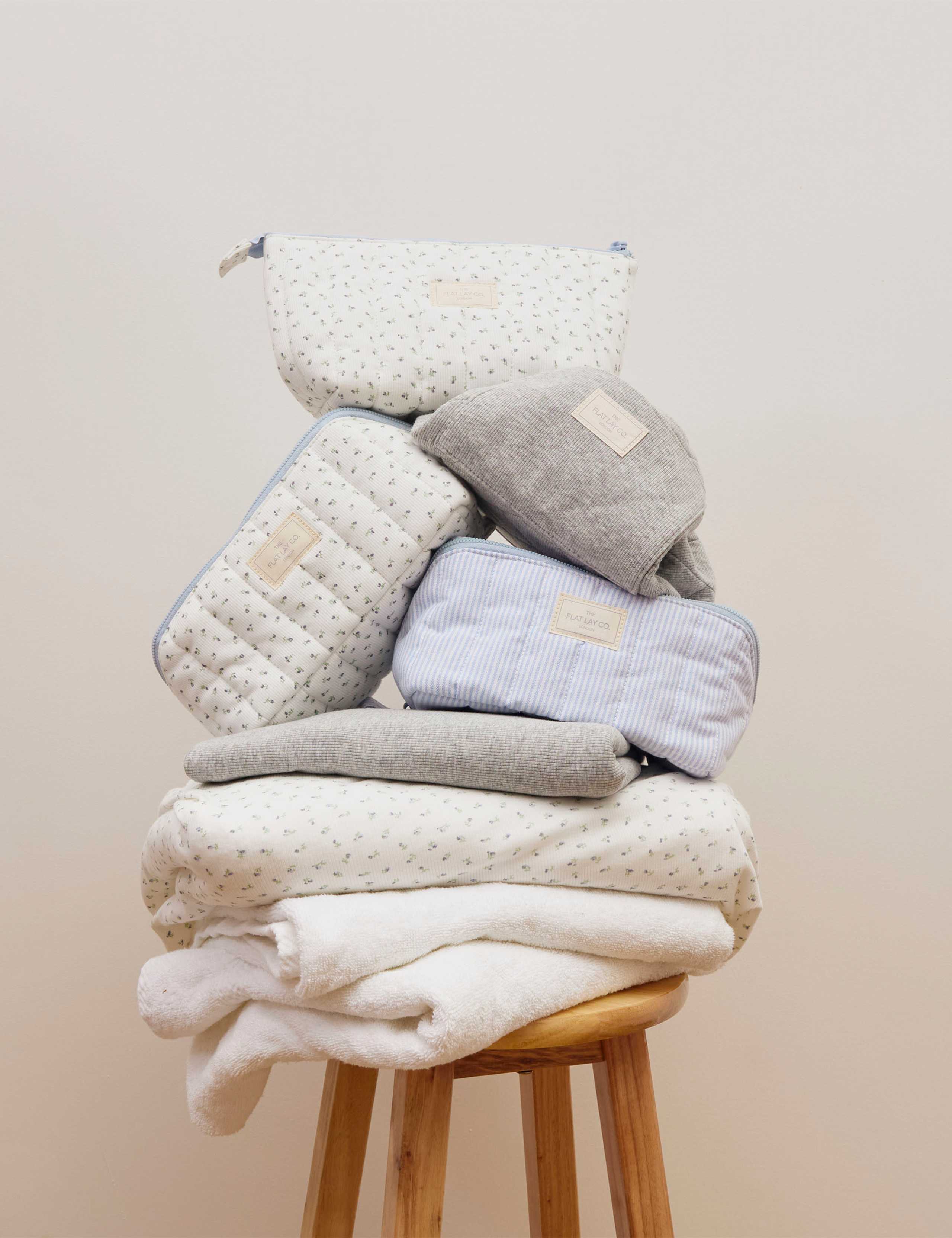 Marshmallow Essential Makeup Pouch - Cozy Cotton Ditsy Floral 4 of 7