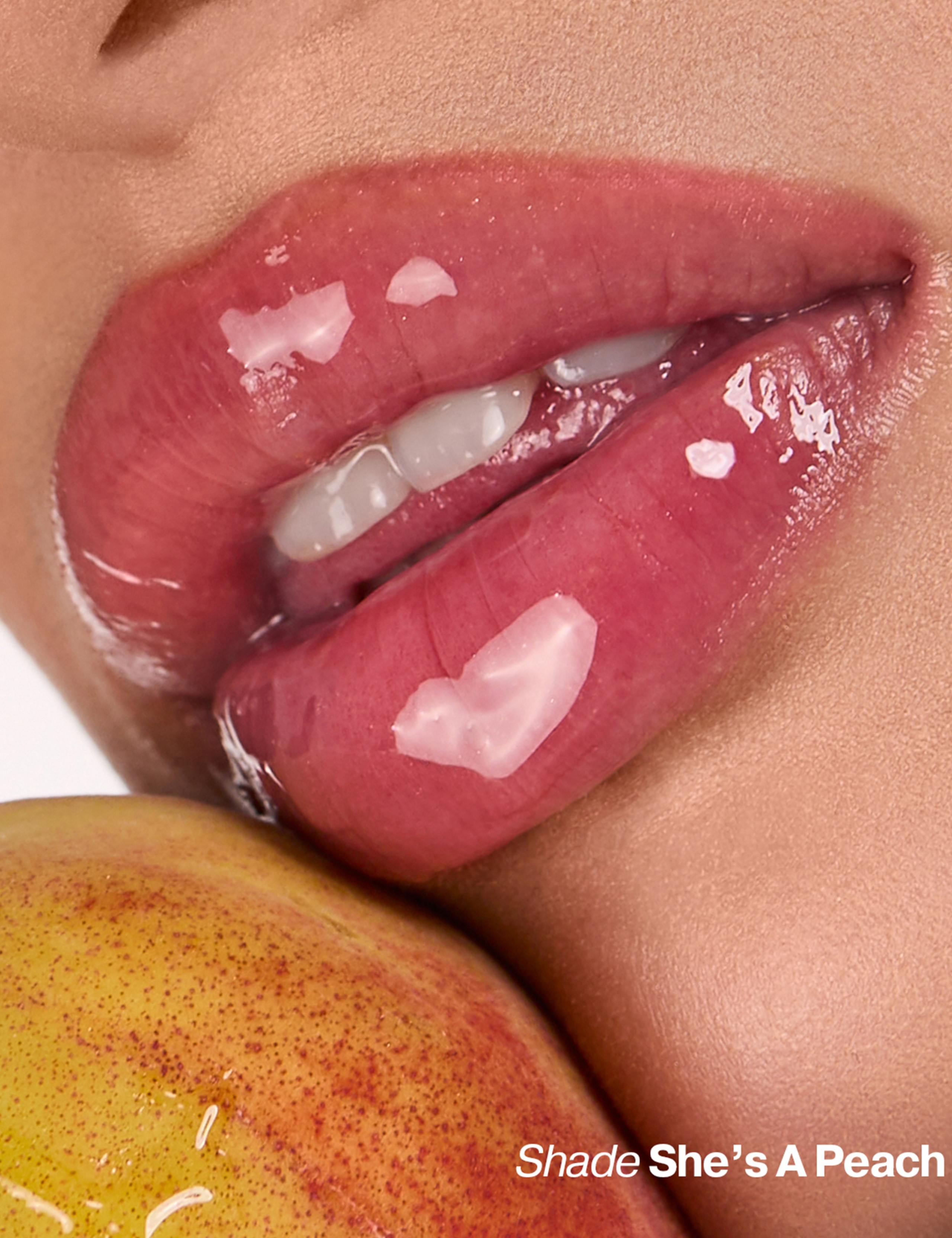 Lustre Lip Oil 2 of 8