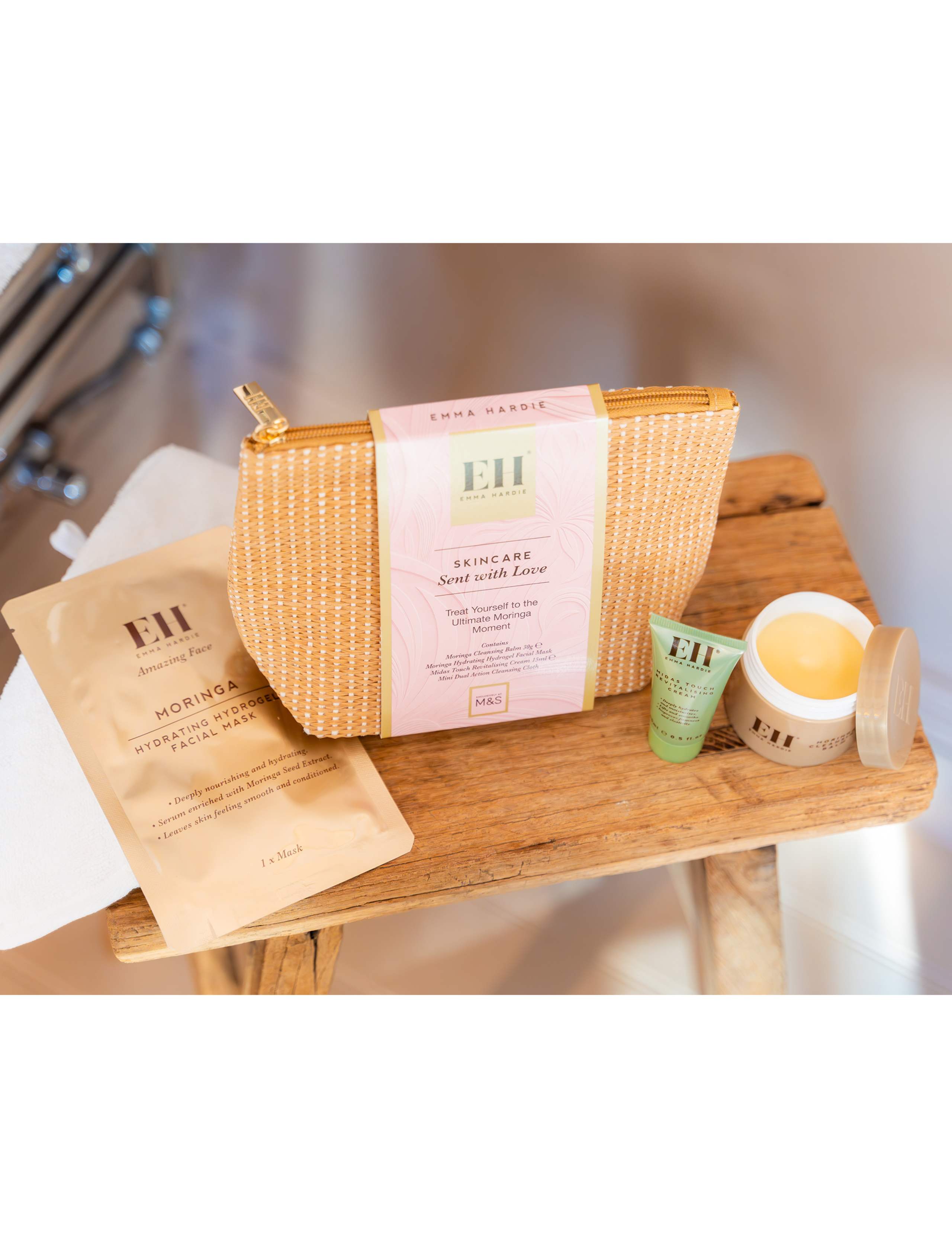 Skincare Sent with Love Set 8 of 10