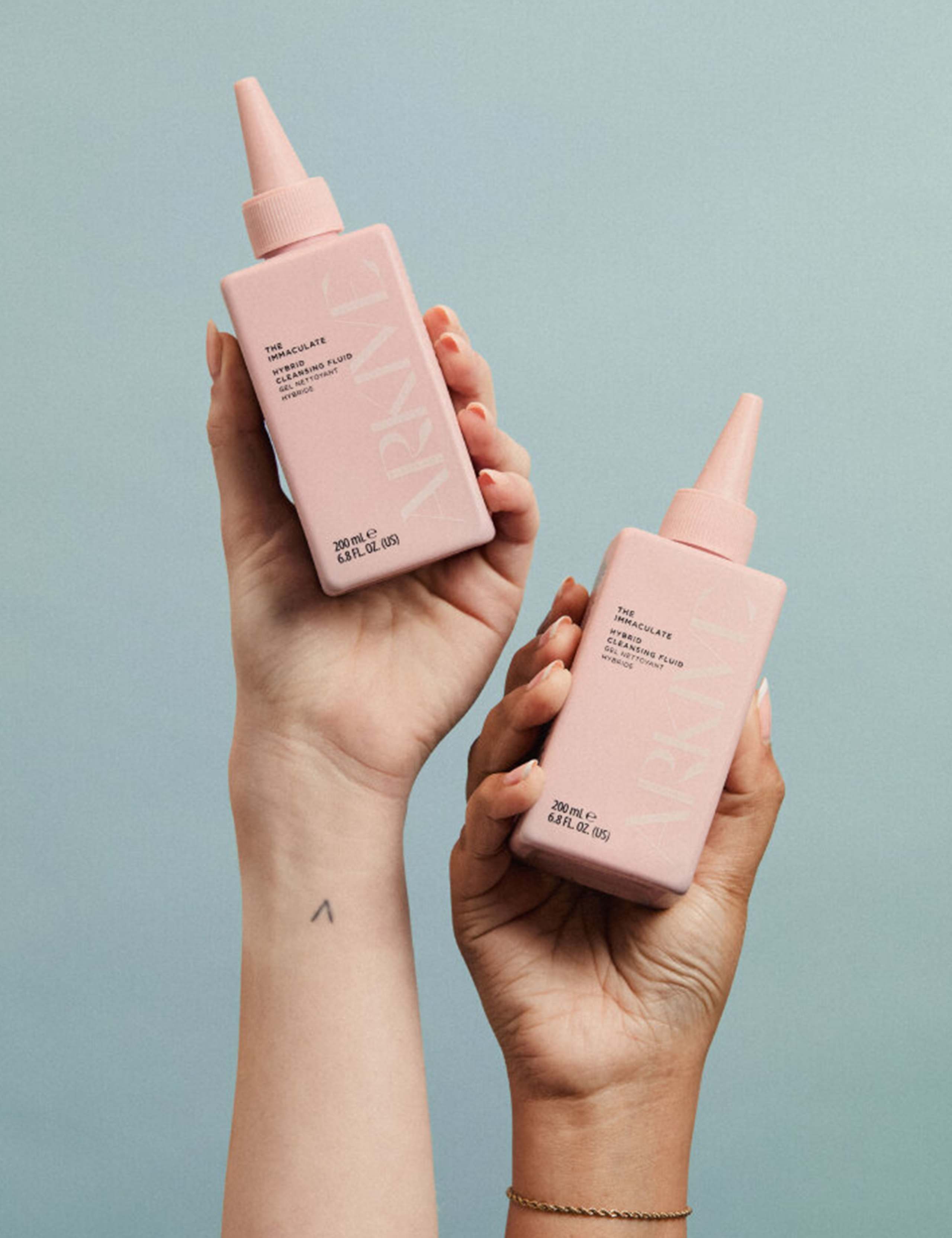 The Immaculate Cleansing Fluid 200ml 3 of 7