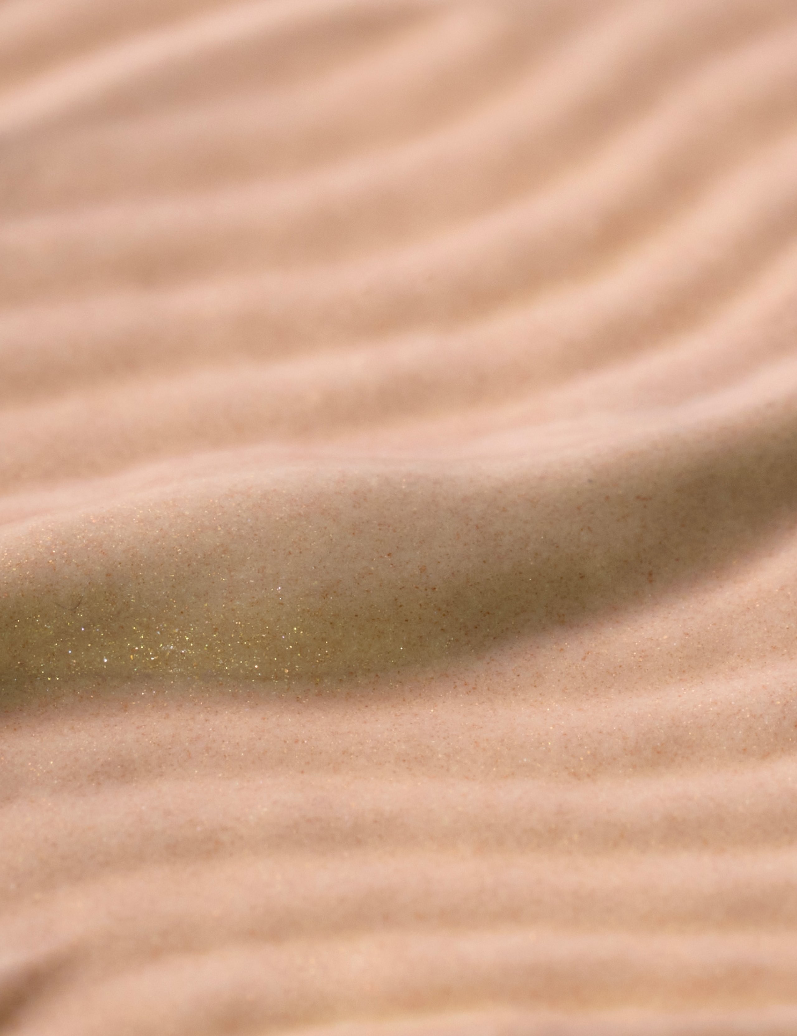 British Summer Time Glow™ SPF 30 Illuminating Sunscreen 2 of 7