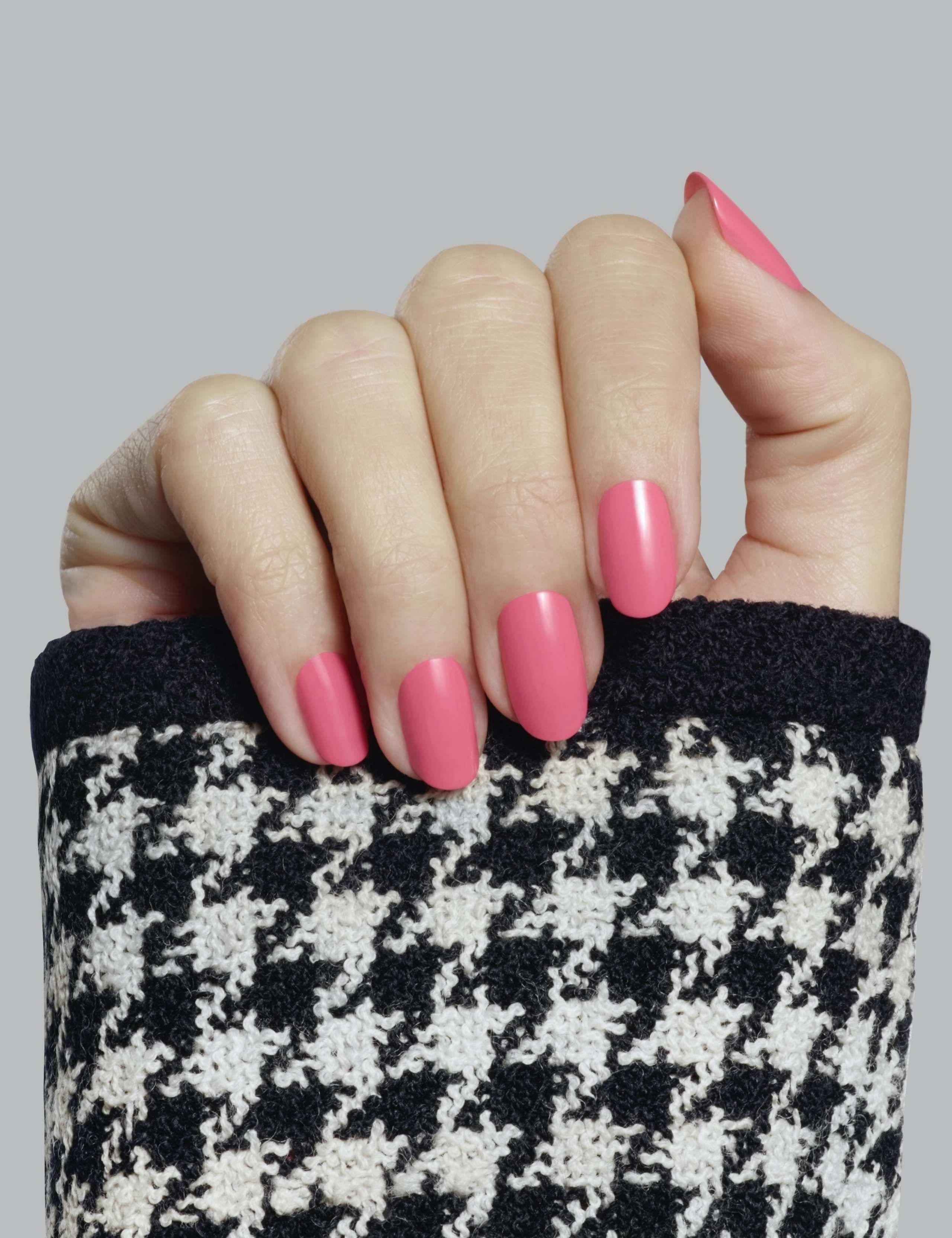 High Performance Nail Polish 13.5ml 2 of 4