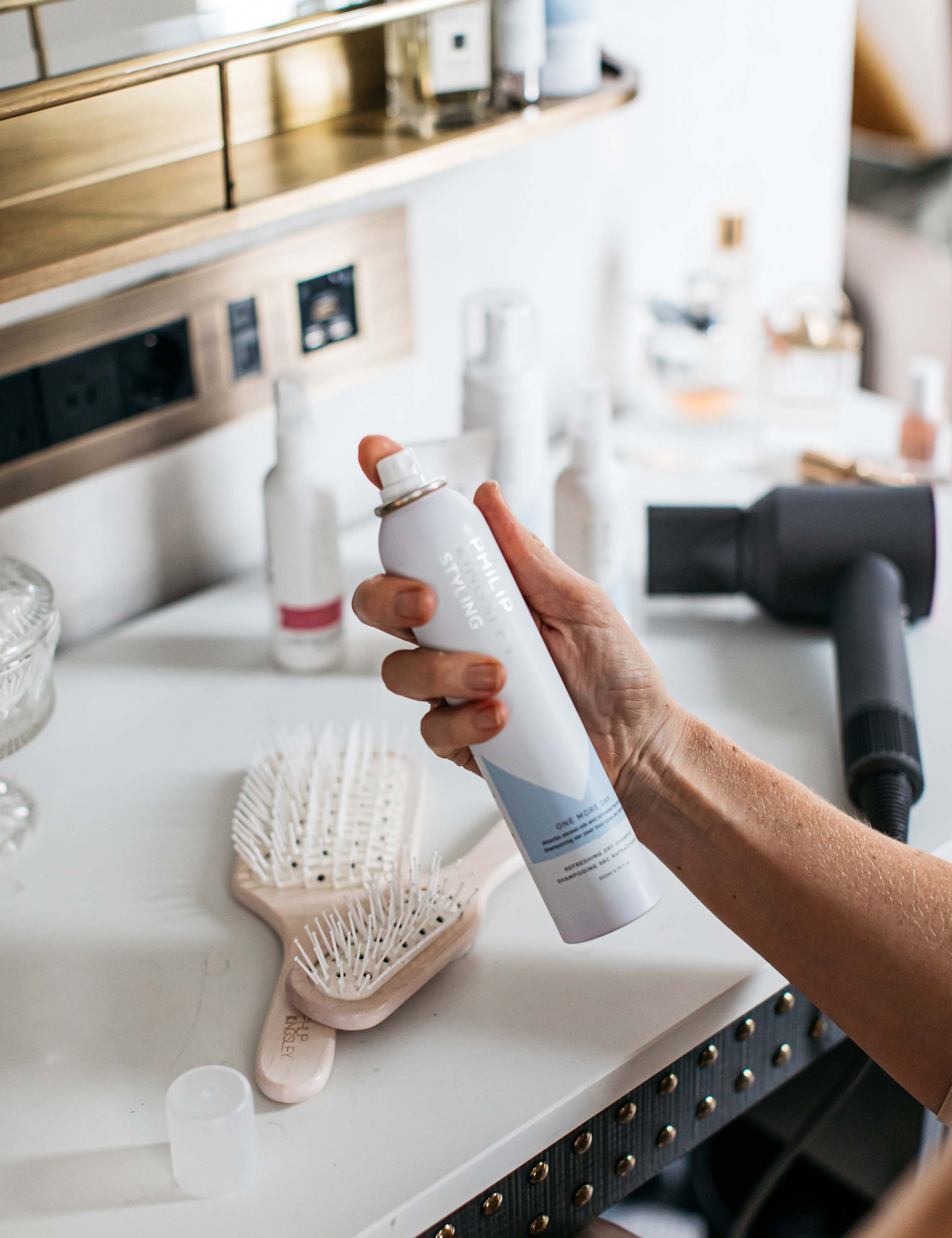One More Day Refreshing Dry Shampoo 200ml 4 of 5