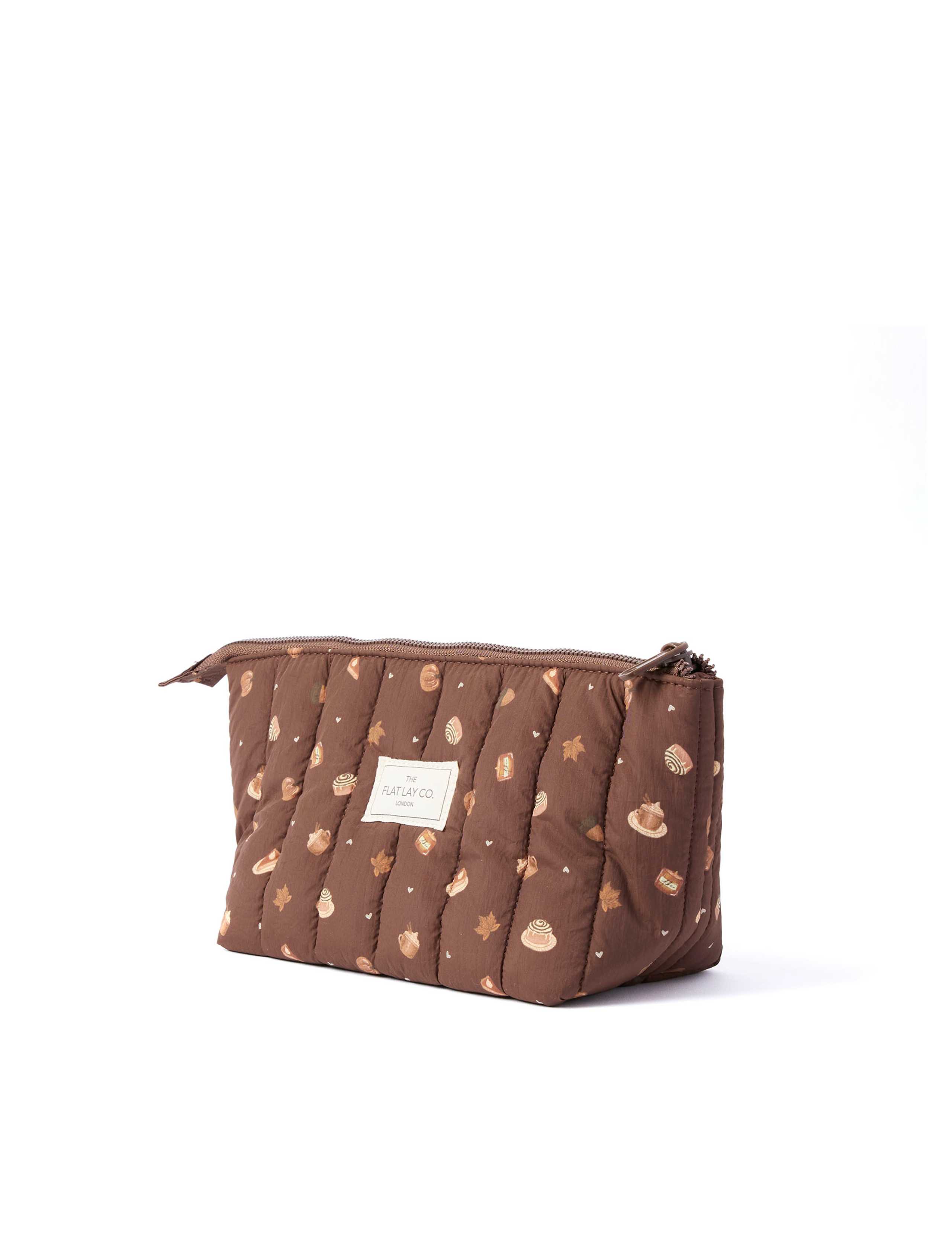 Essential Makeup Pouch 3 of 5