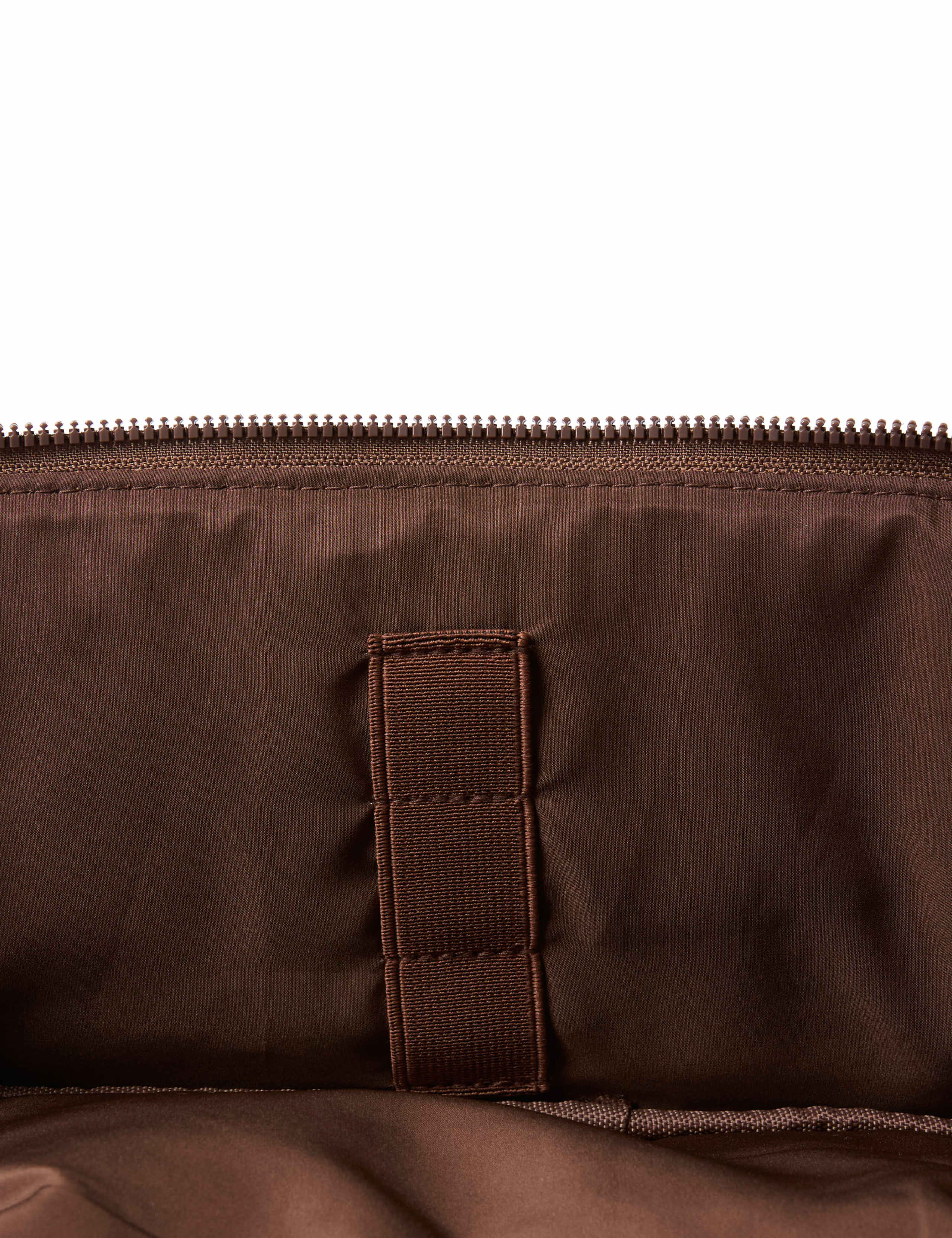Marshmallow Flat Lay Makeup Box Bag 4 of 7