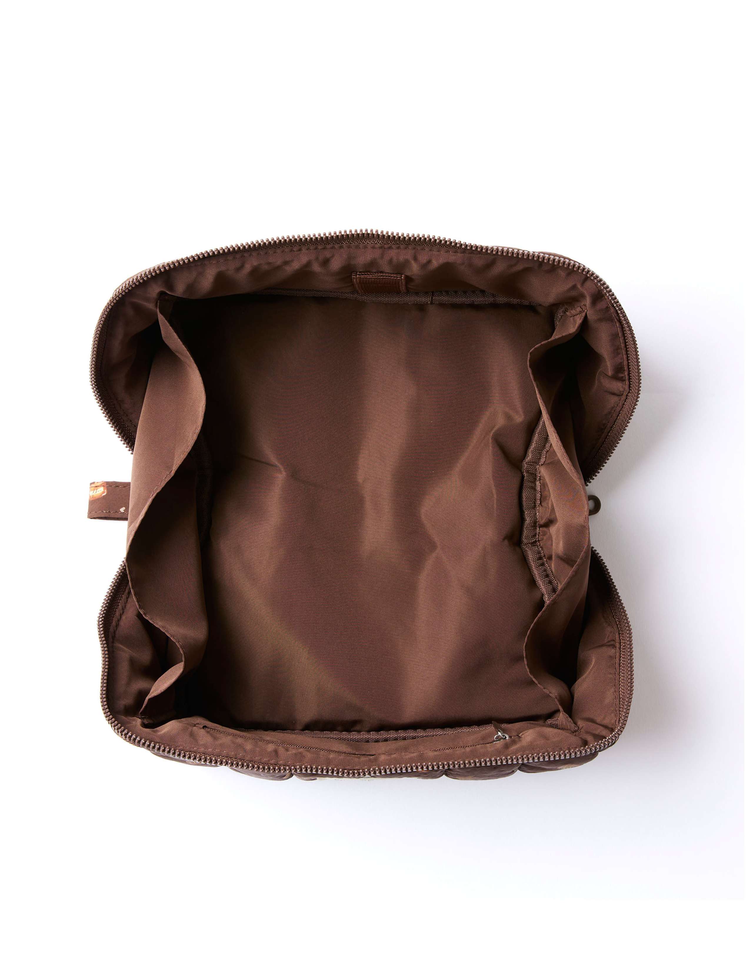 Marshmallow Flat Lay Makeup Box Bag 6 of 7