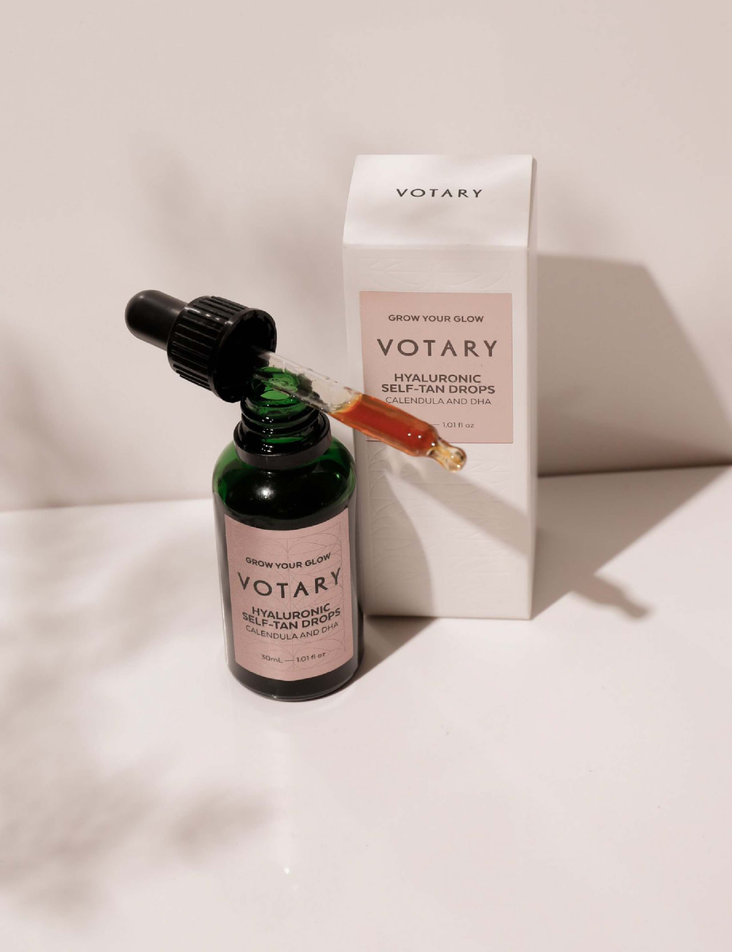 Hyaluronic Self-Tan Drops, Calendula and DHA 30ml 2 of 2